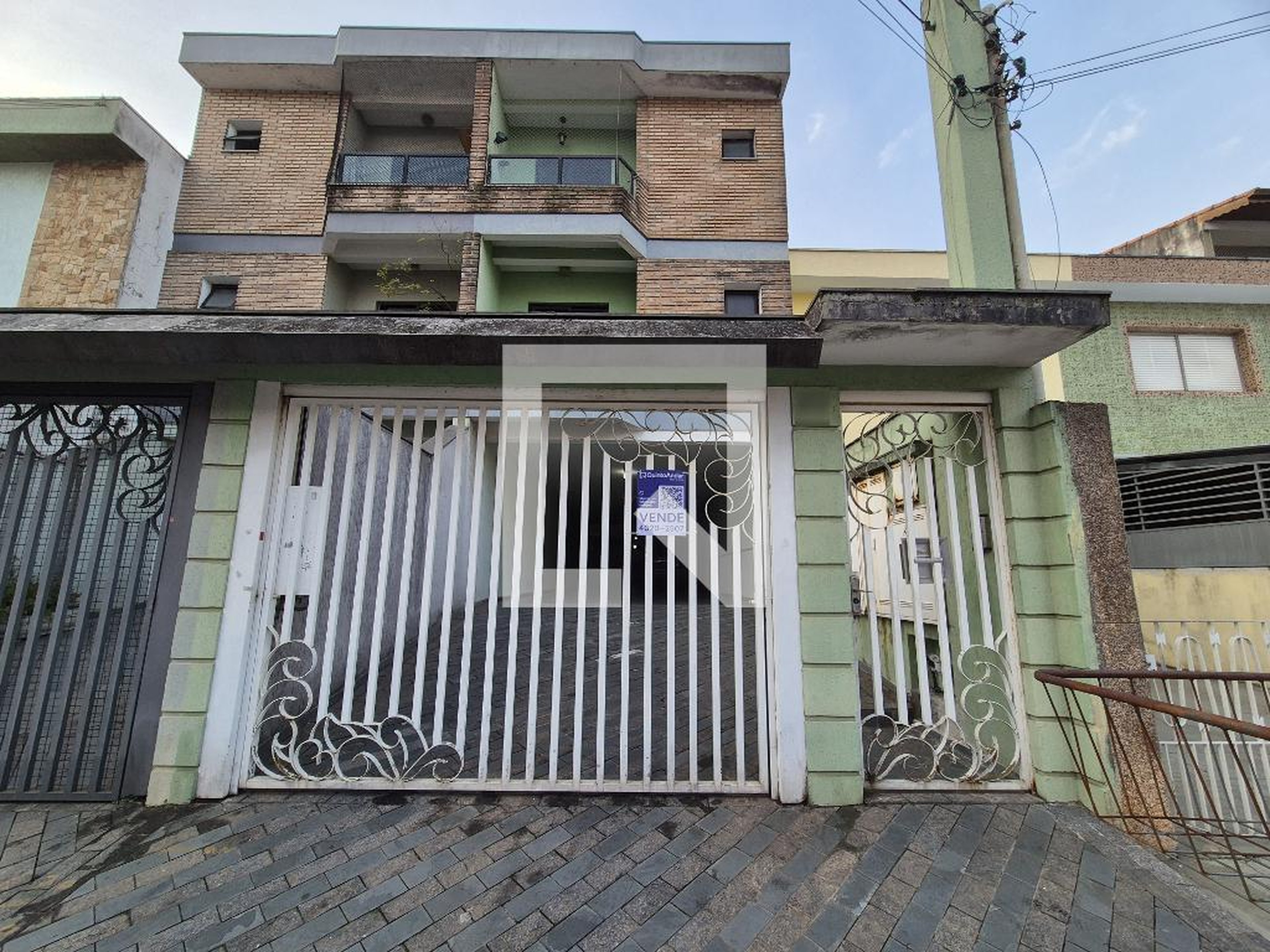 Fachada Condomínio em Rua Bolívia, 77