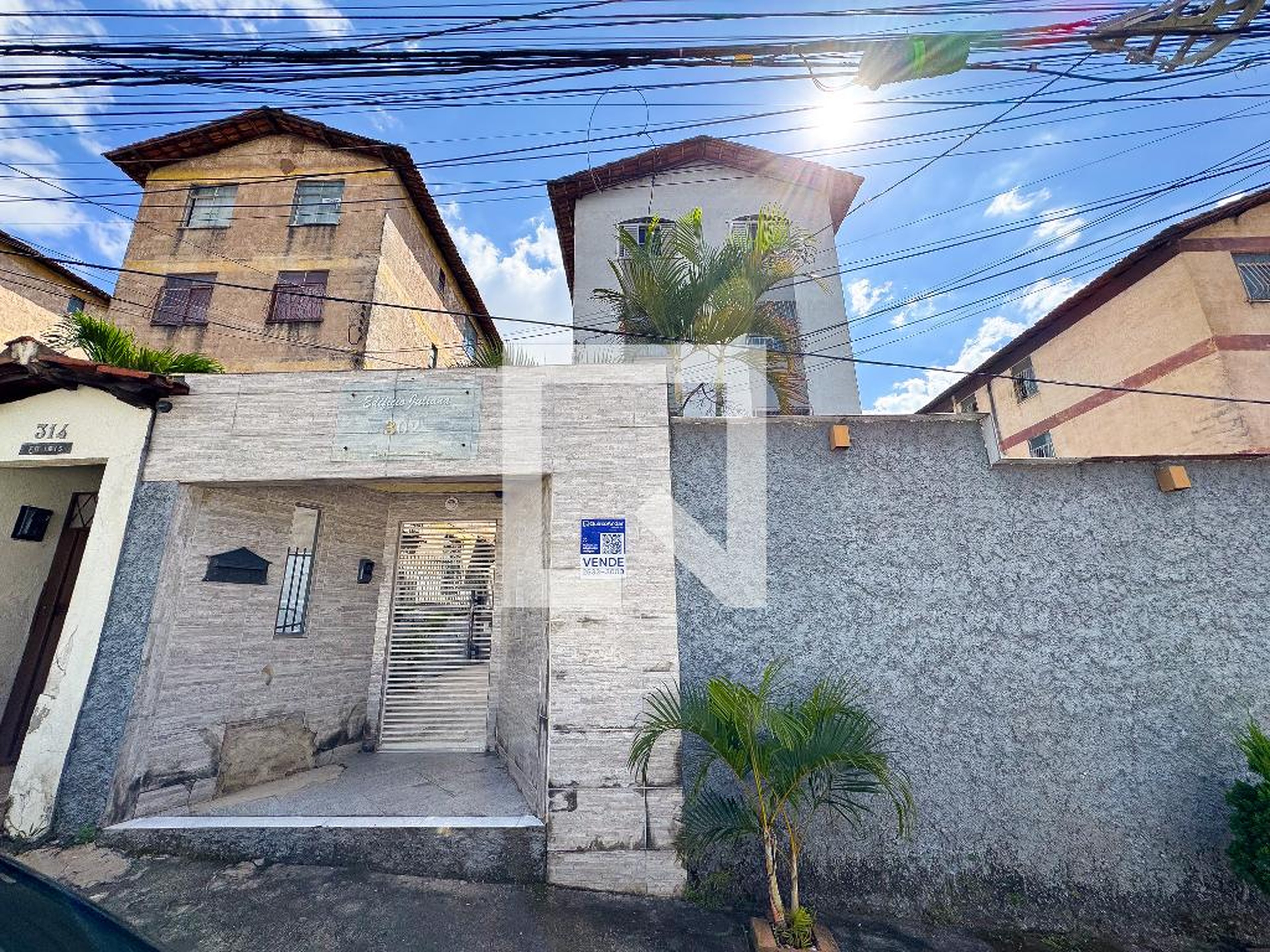 Fachada Condomínio em Rua Santos Dumont, 302