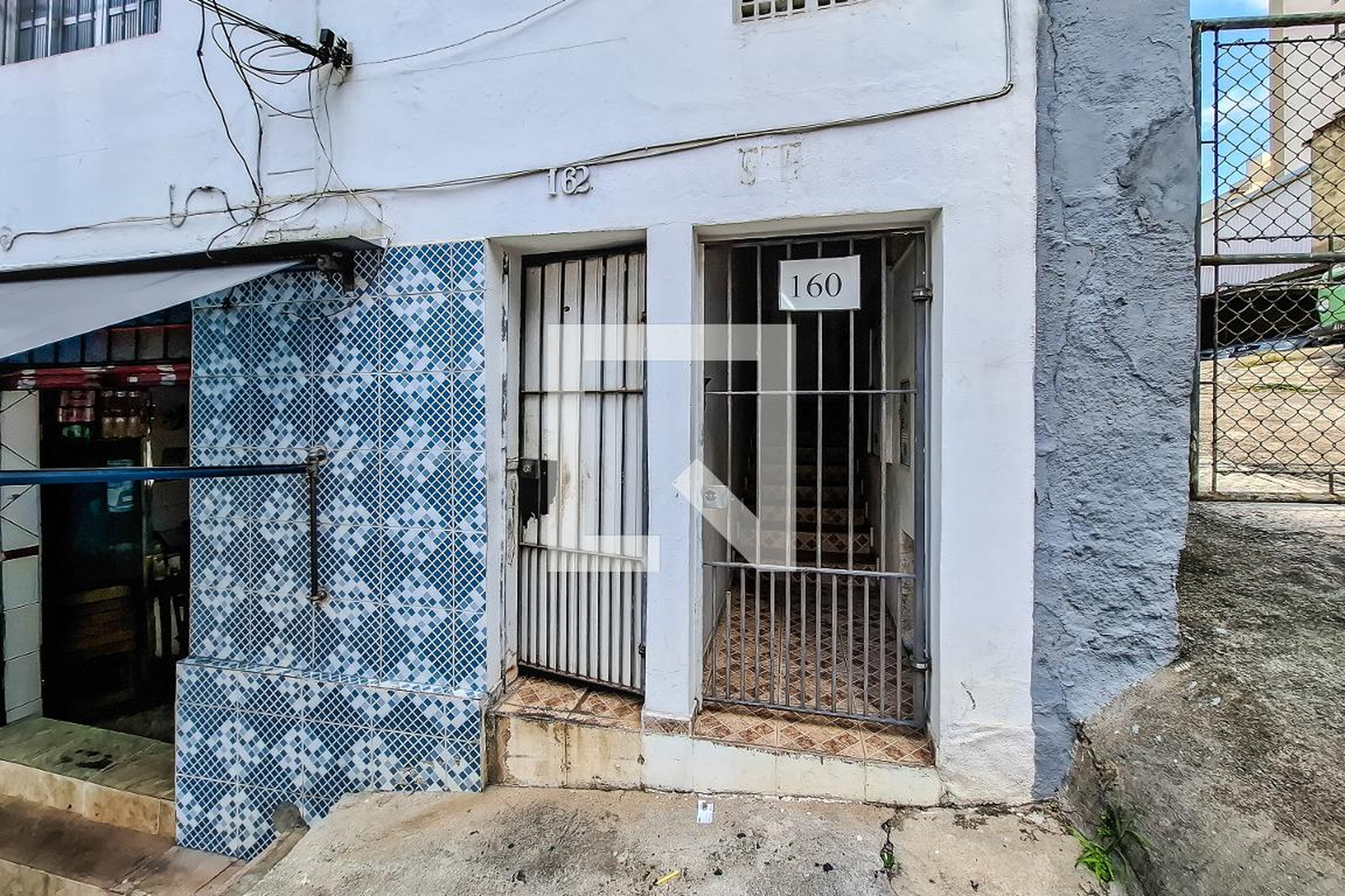 Fachada Condomínio em Rua Padre Machado, 160