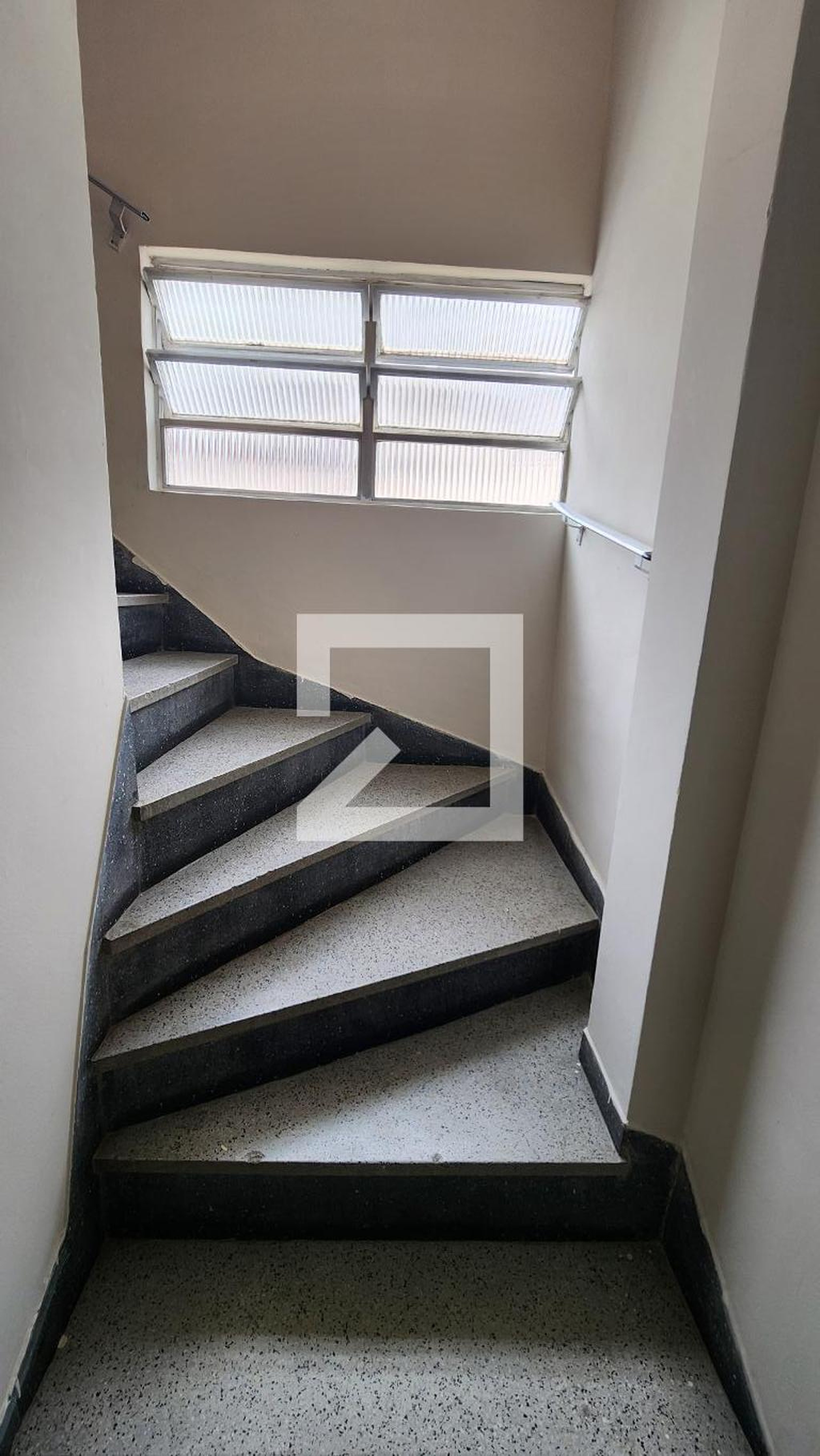 Área comum - Jequitimar