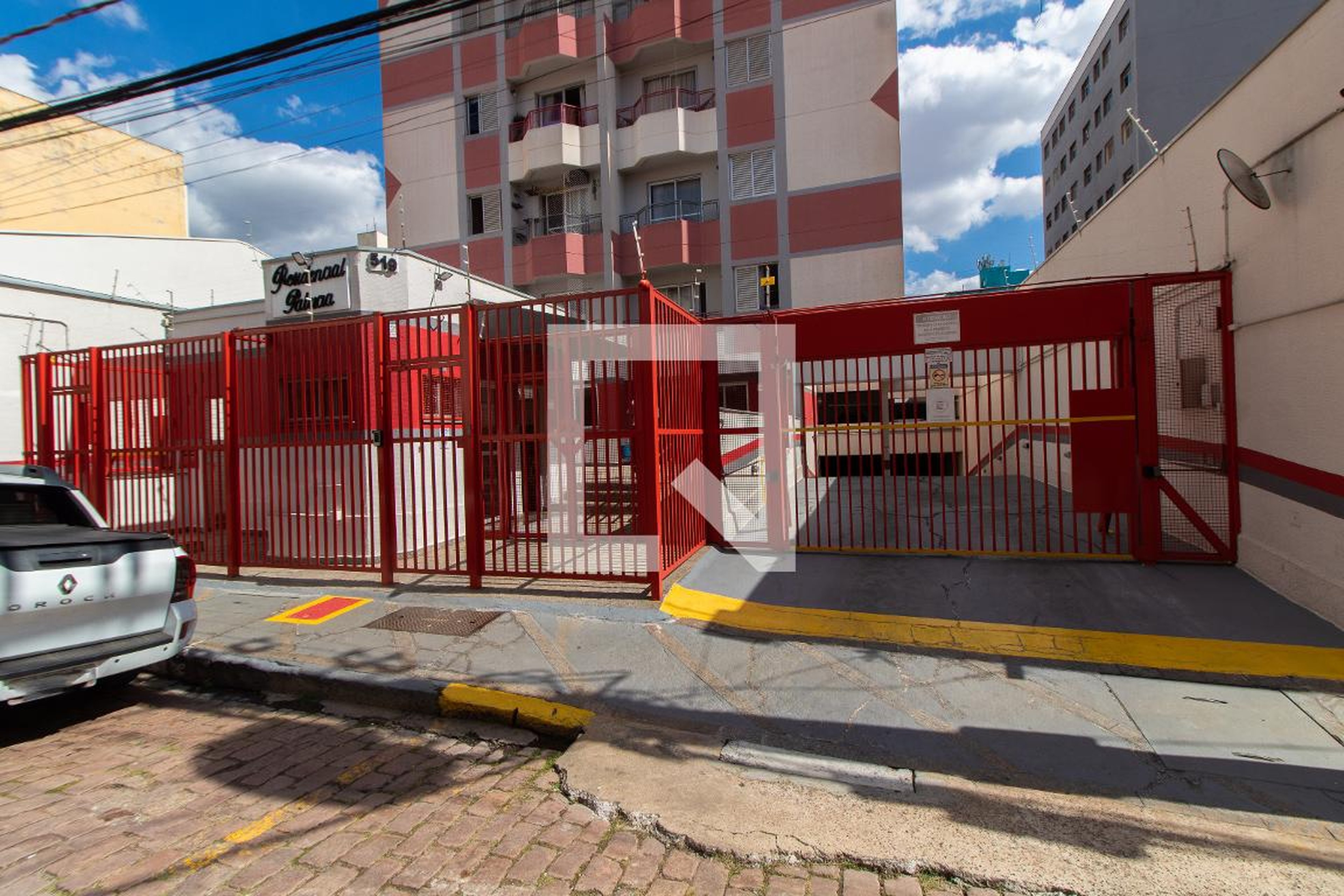 Fachada do Condomínio Condomínio em Rua José de Alencar, 519