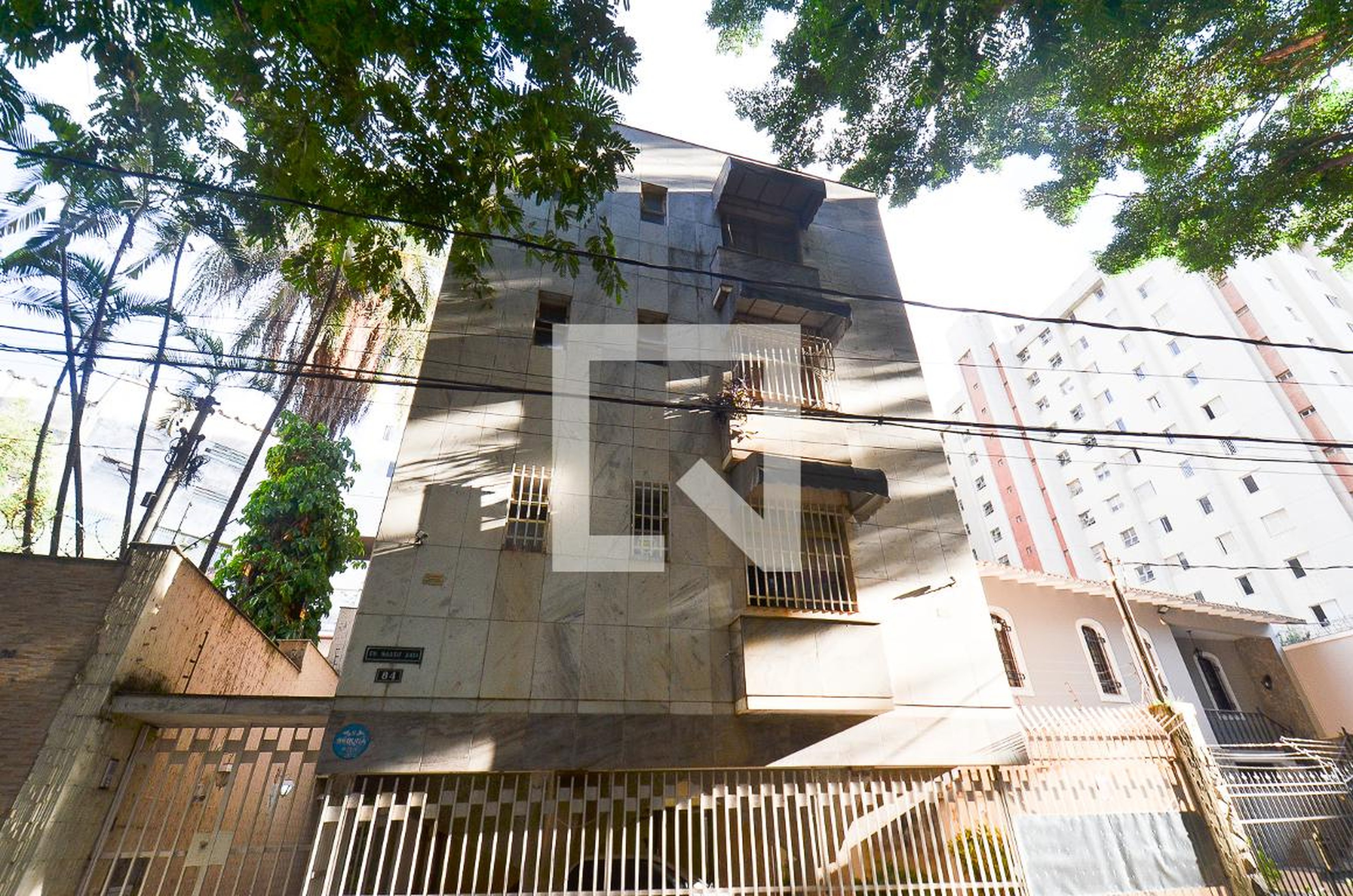 Fachada Condomínio em Rua João Junqueira, 84