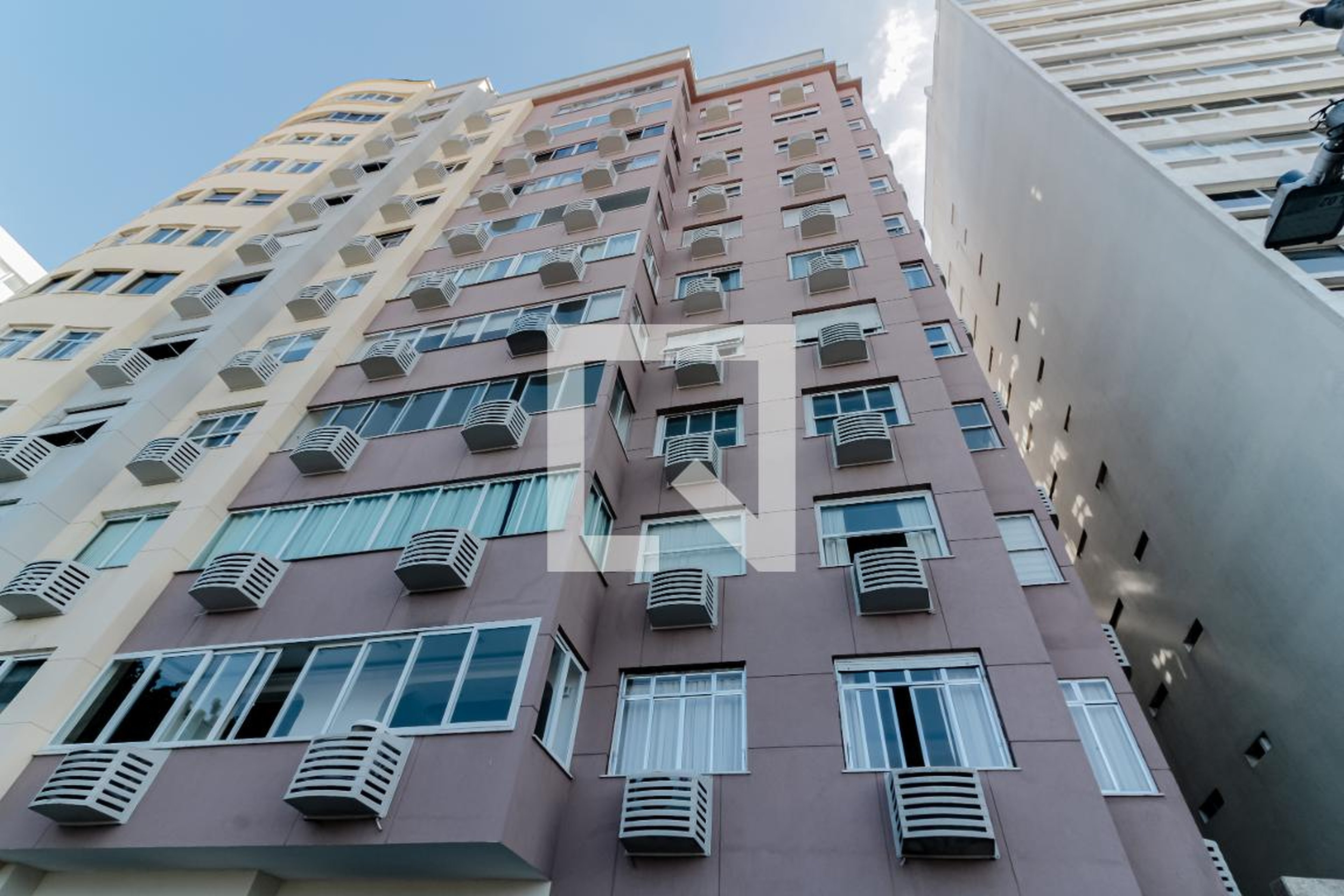 Fachada do Prédio Condomínio Luiz de Camões