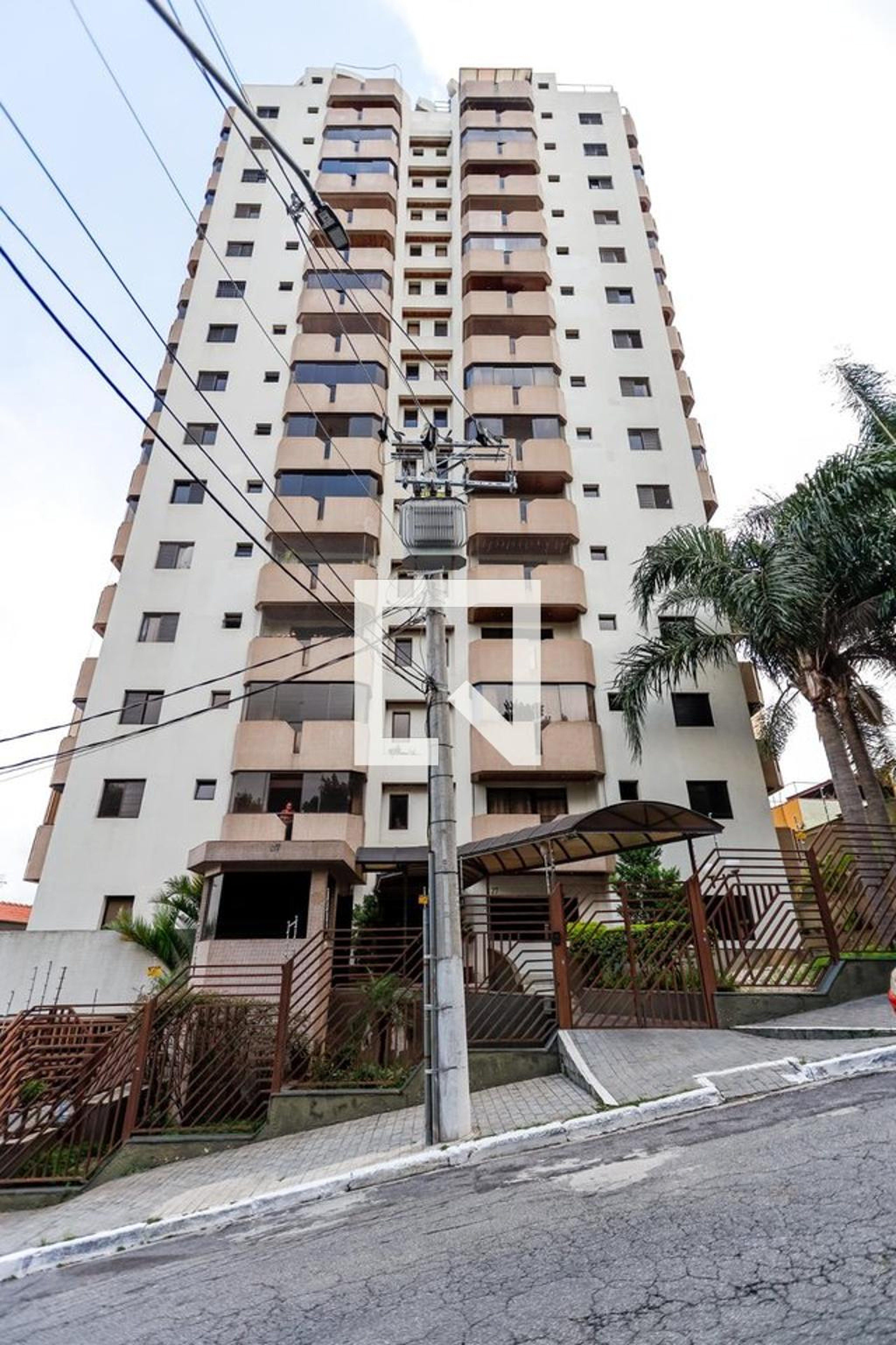 Fachada Condomínio em Rua Herói da Força Expedicionária Brasileira, 27