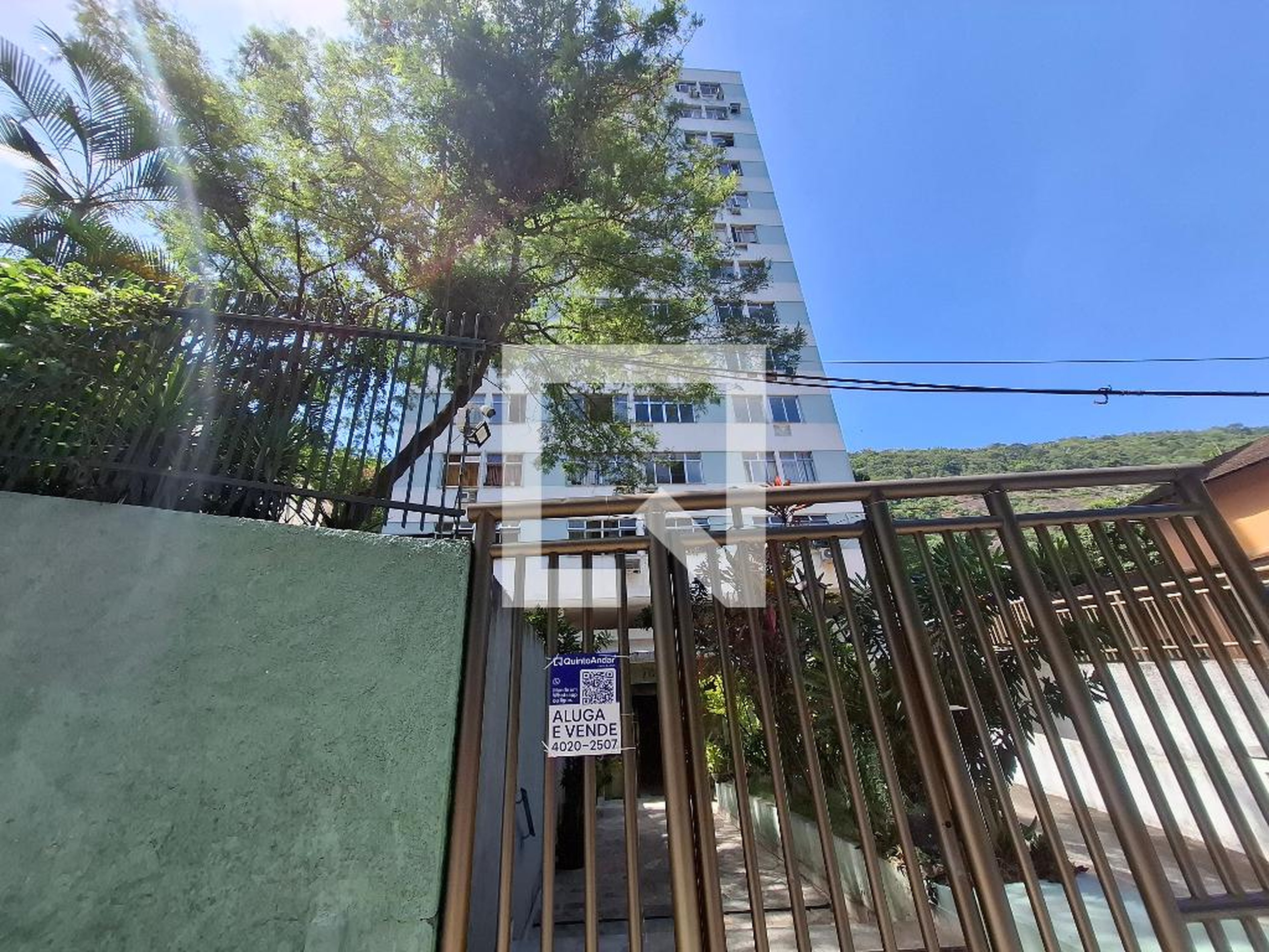 Fachada Condomínio Casa dos Oitis