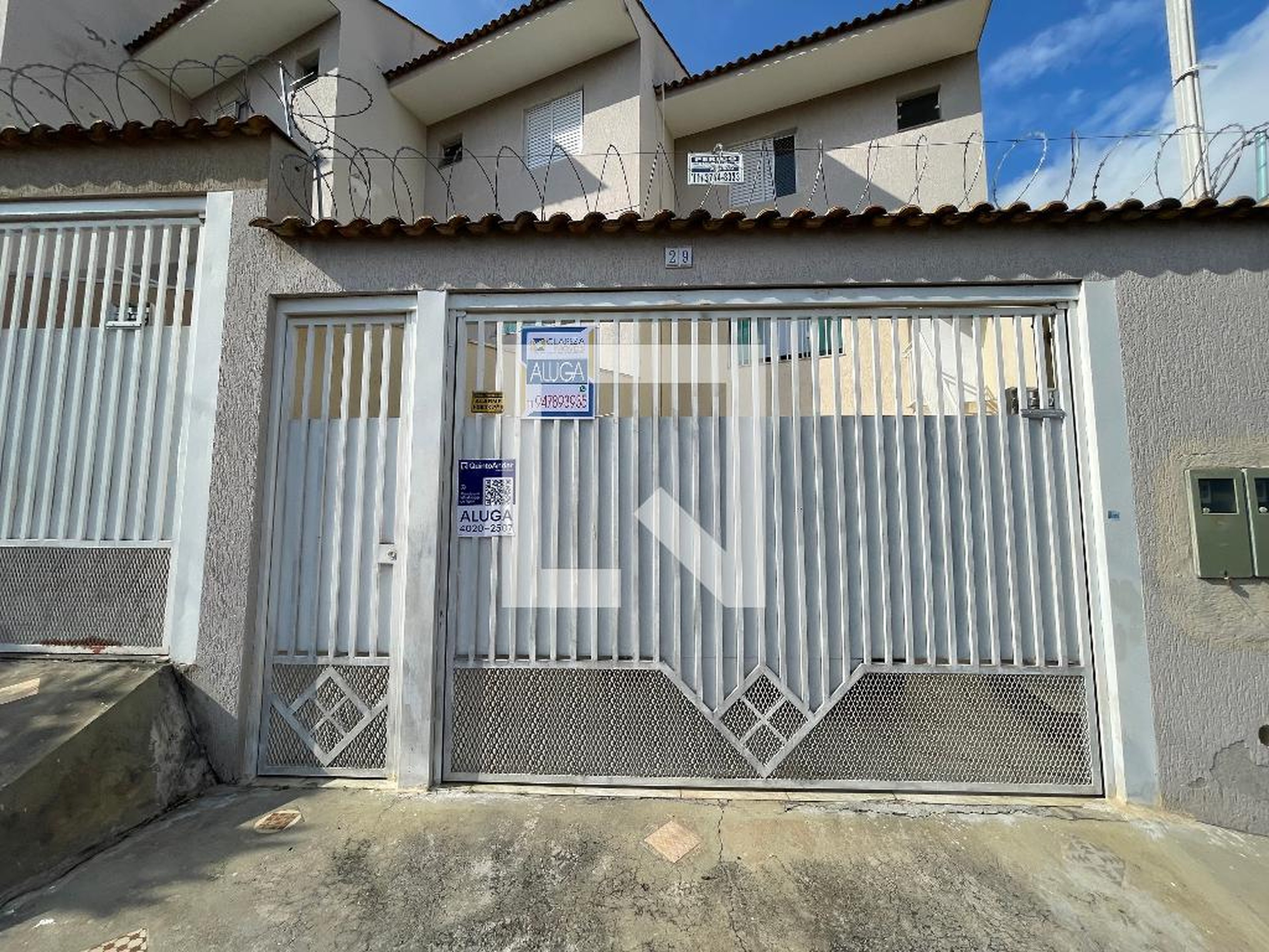 Fachada Condomínio em Rua Doutor Raphael de Oliveira Pirajá, 29