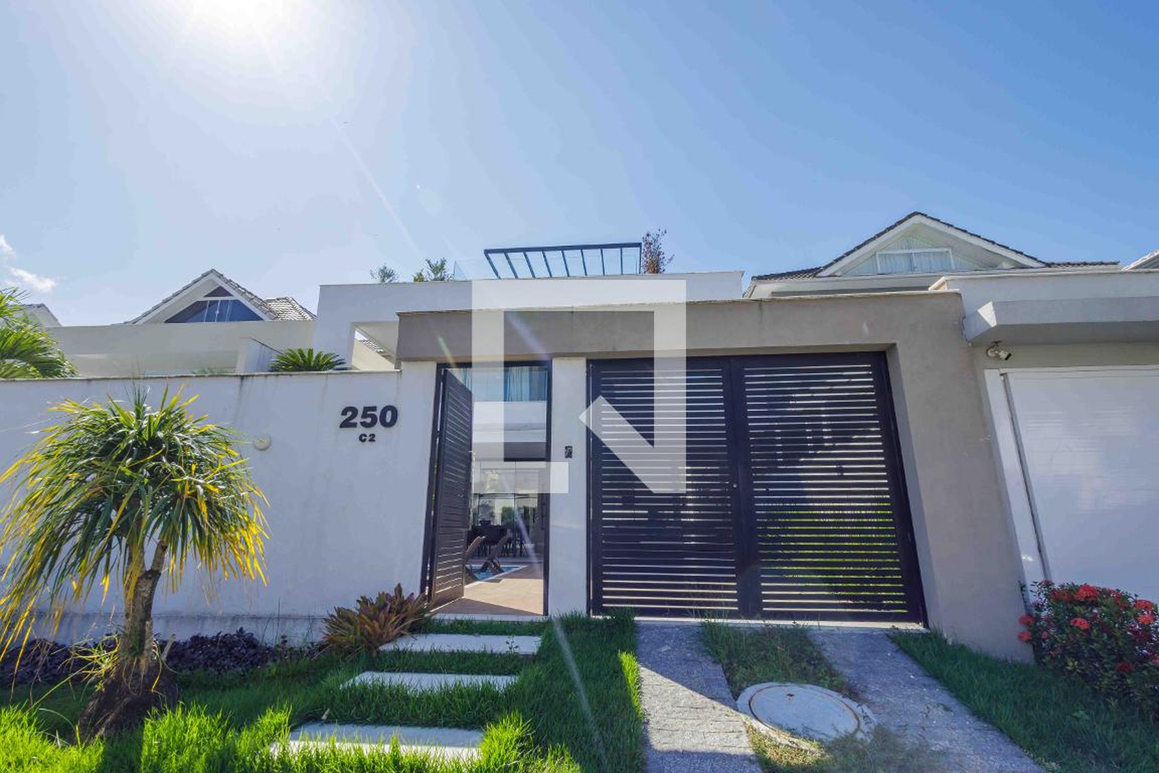 Fachada Condomínio em Rua Fritz Utzeri, 250