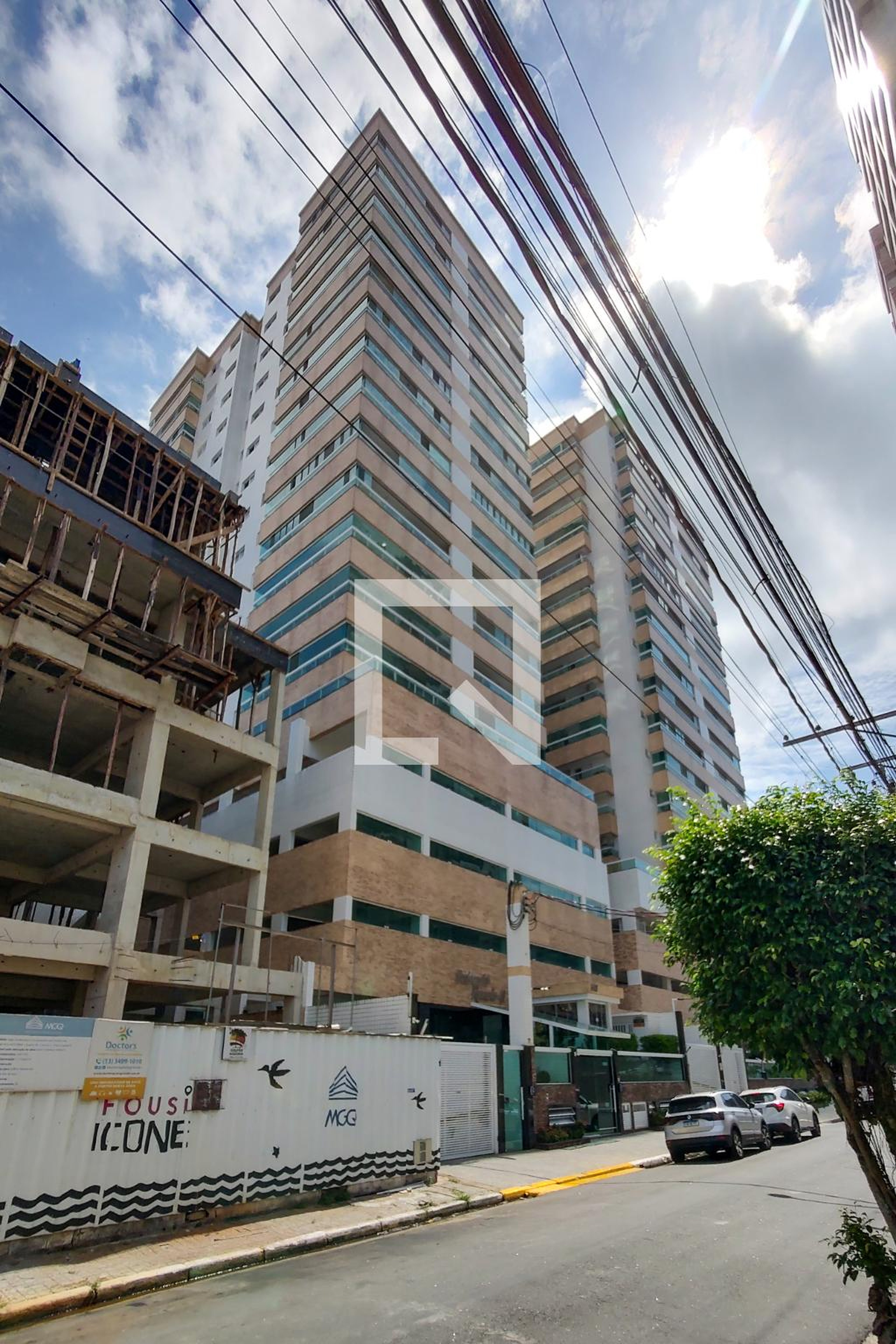 Fachada do Prédio Condomínio Renoir II