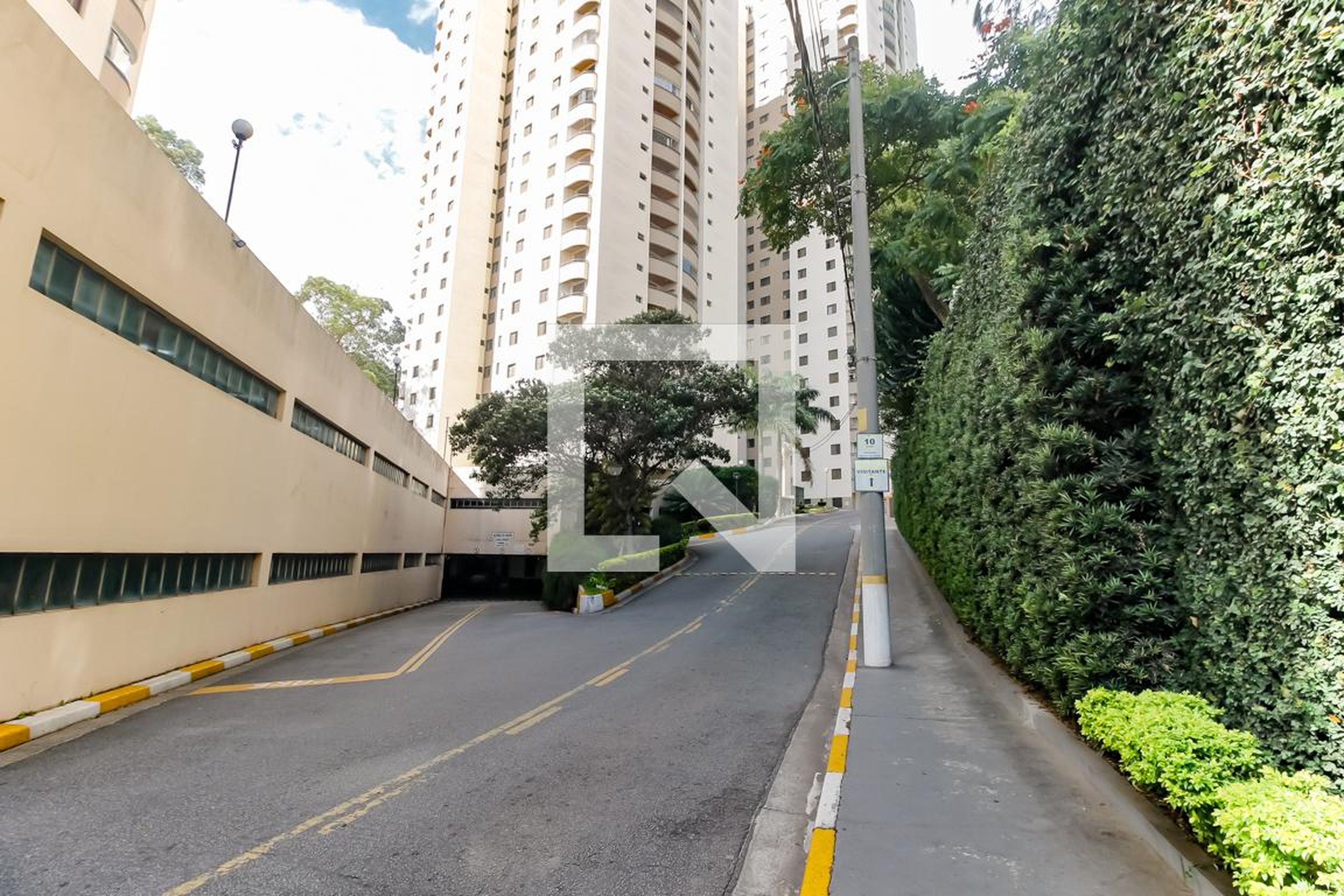 Entrada - Cerejeiras 2