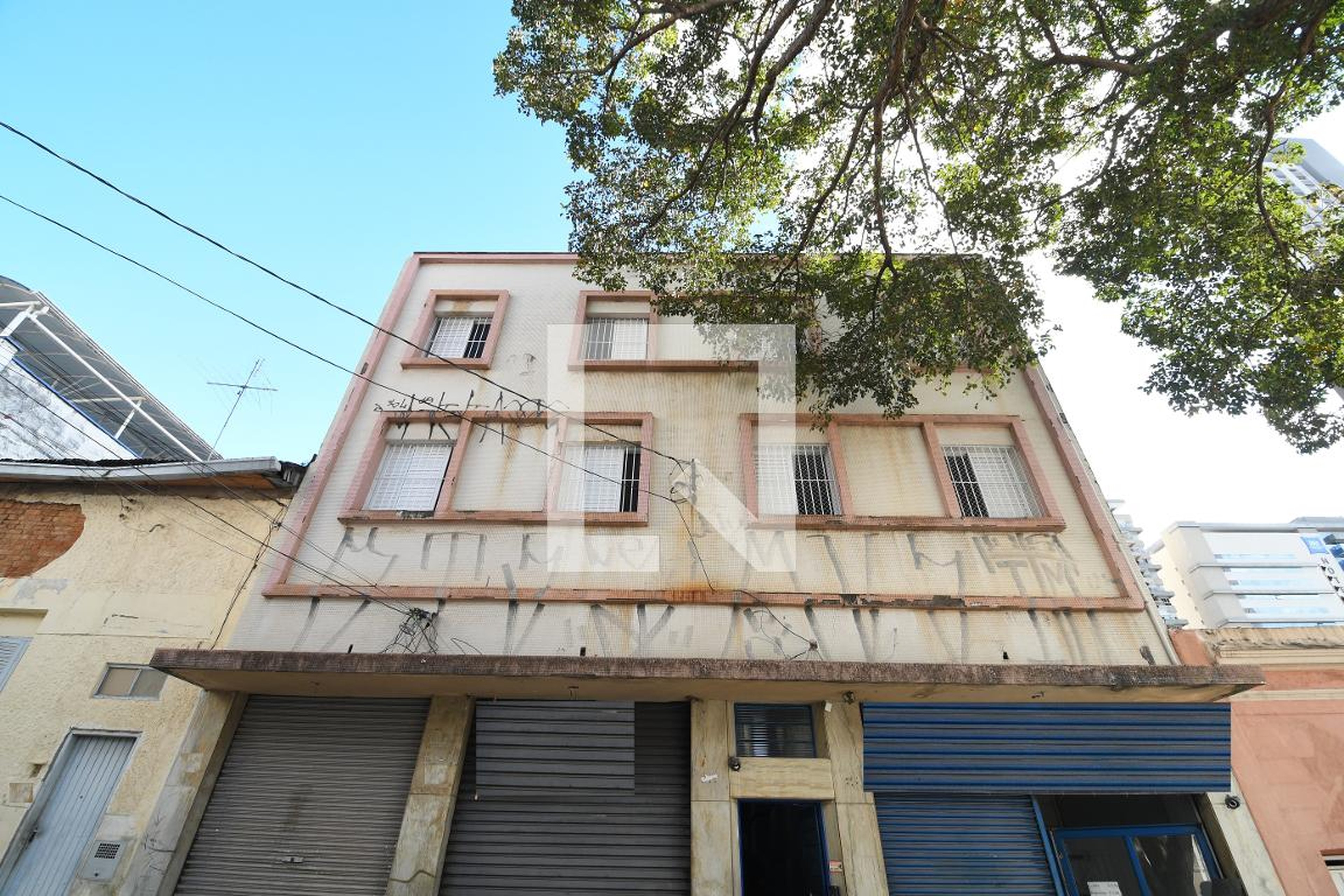 Fachada do Prédio Condomínio em Rua Regente Feijó, 121