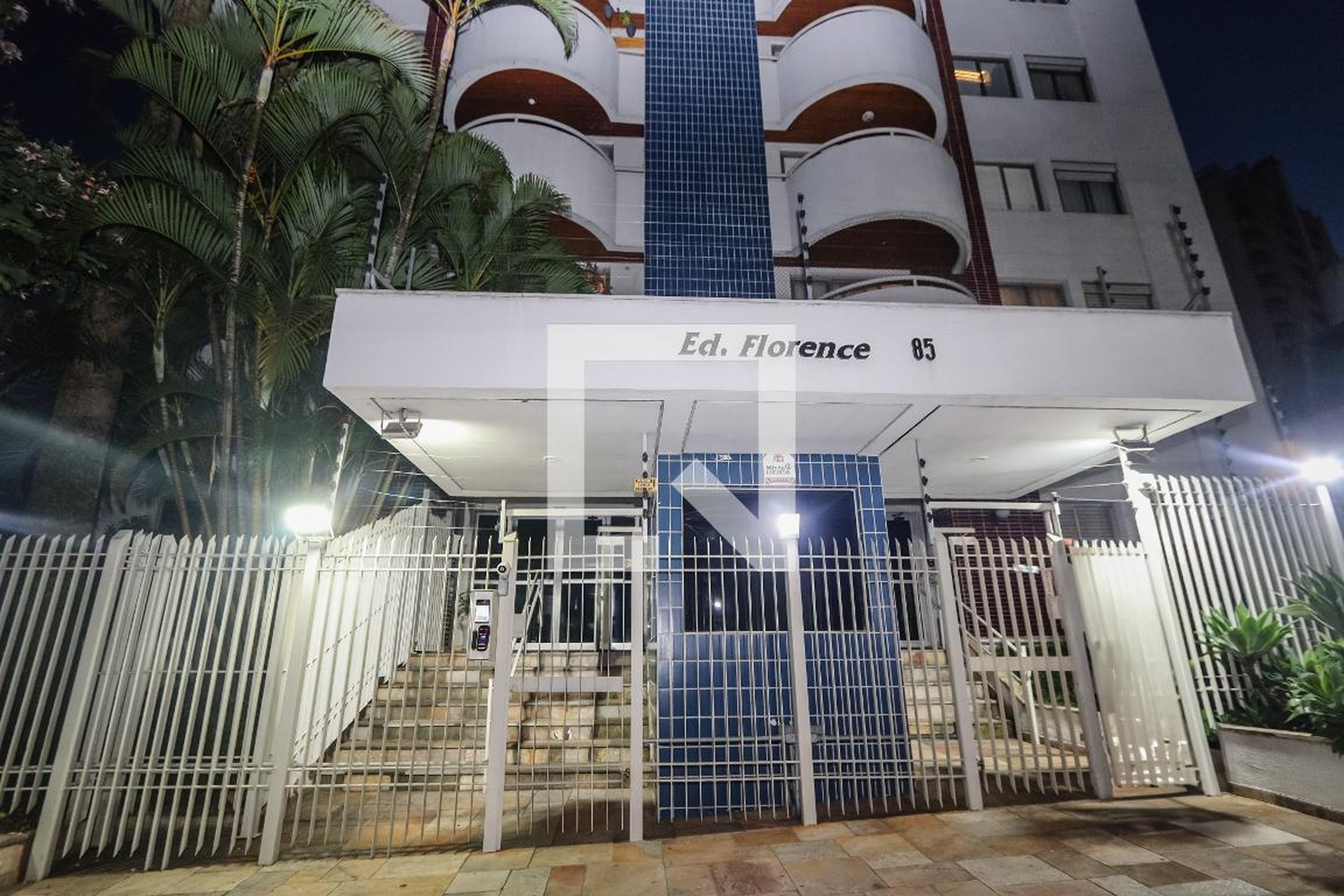 Fachada do Prédio Condomínio Florence