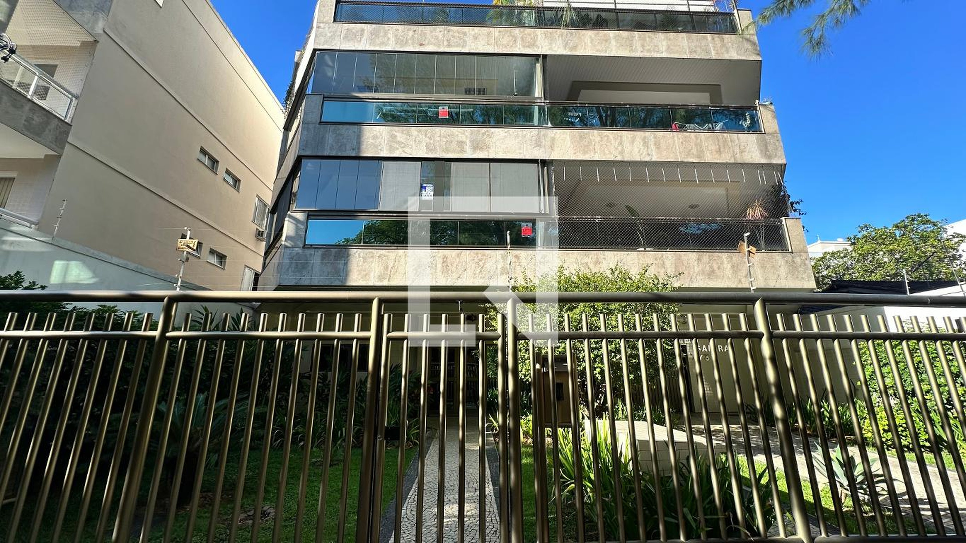 Fachada Edifício Safira