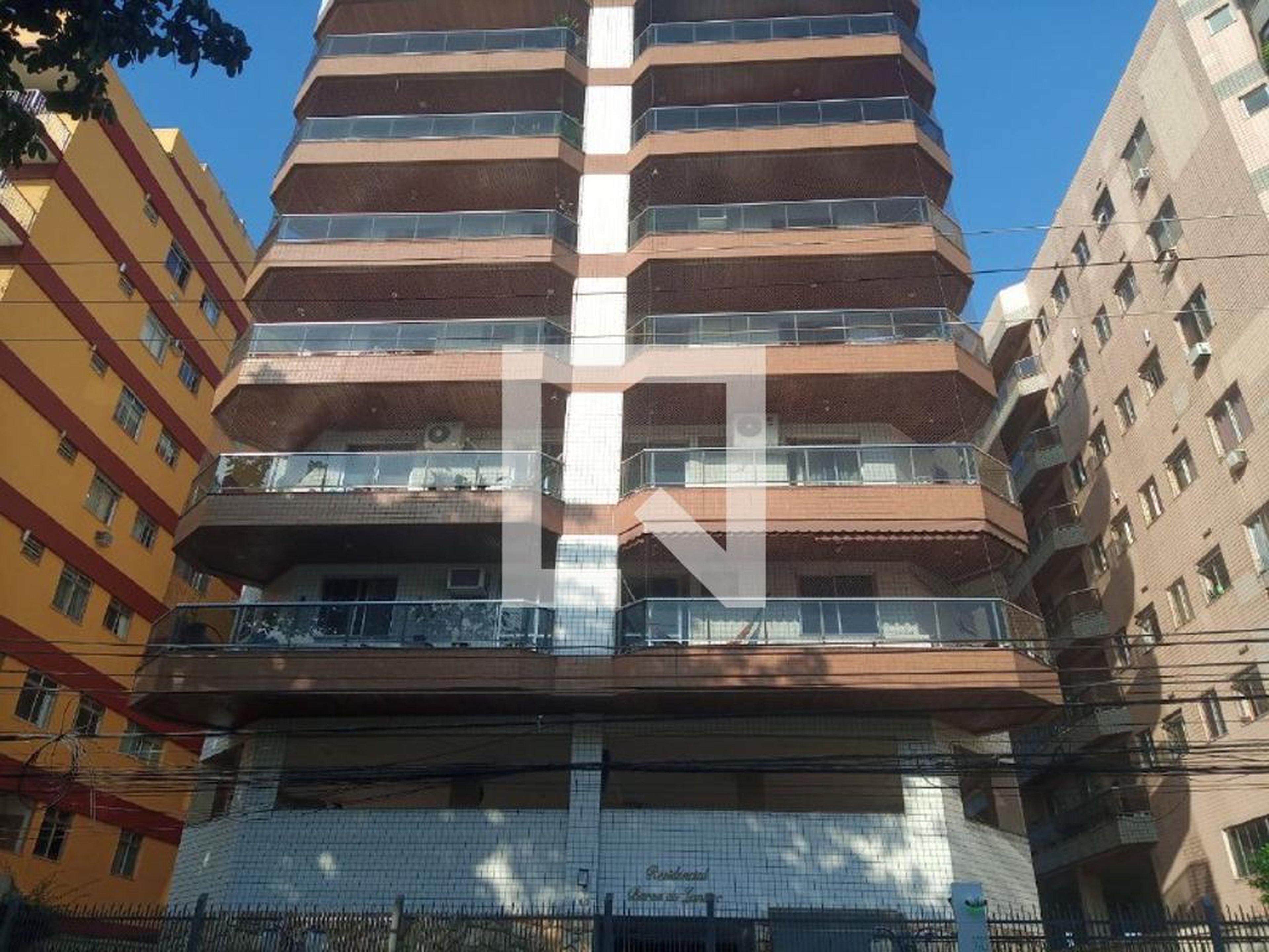 Fachada Condomínio Baron de Lantier