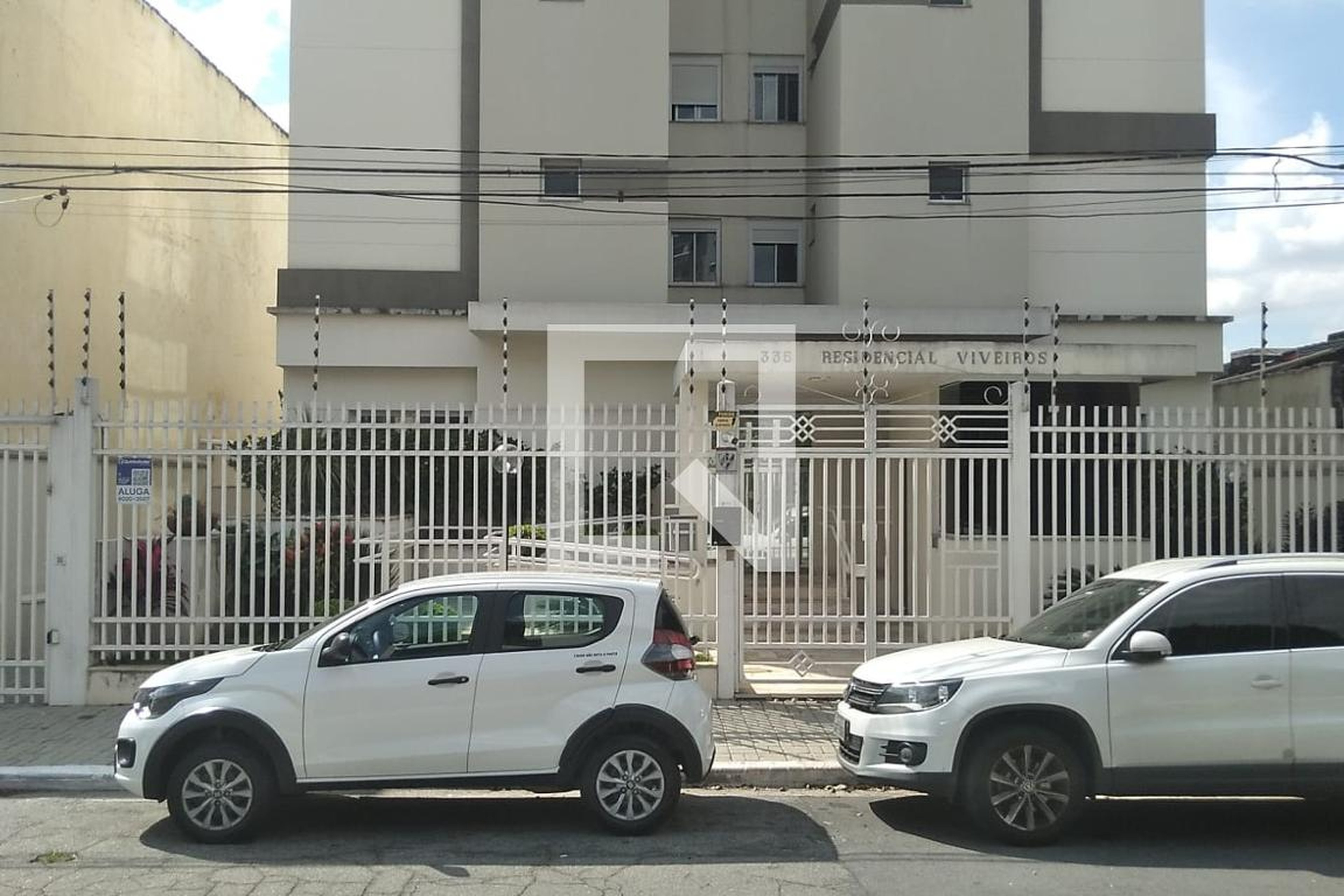 Fachada Condomínio Viveiros de Castro