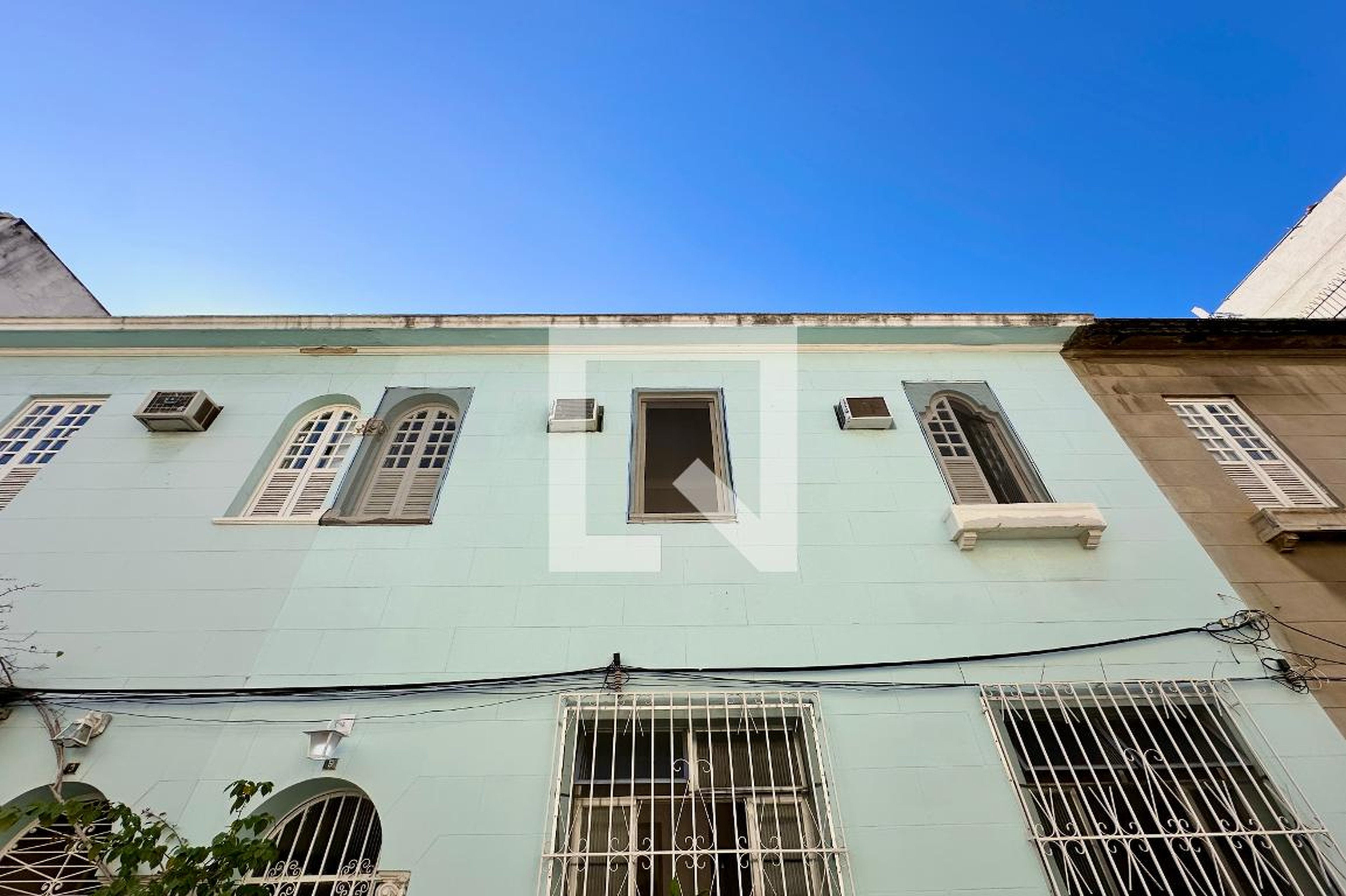 Fachada Condomínio em Rua Bambina, 93