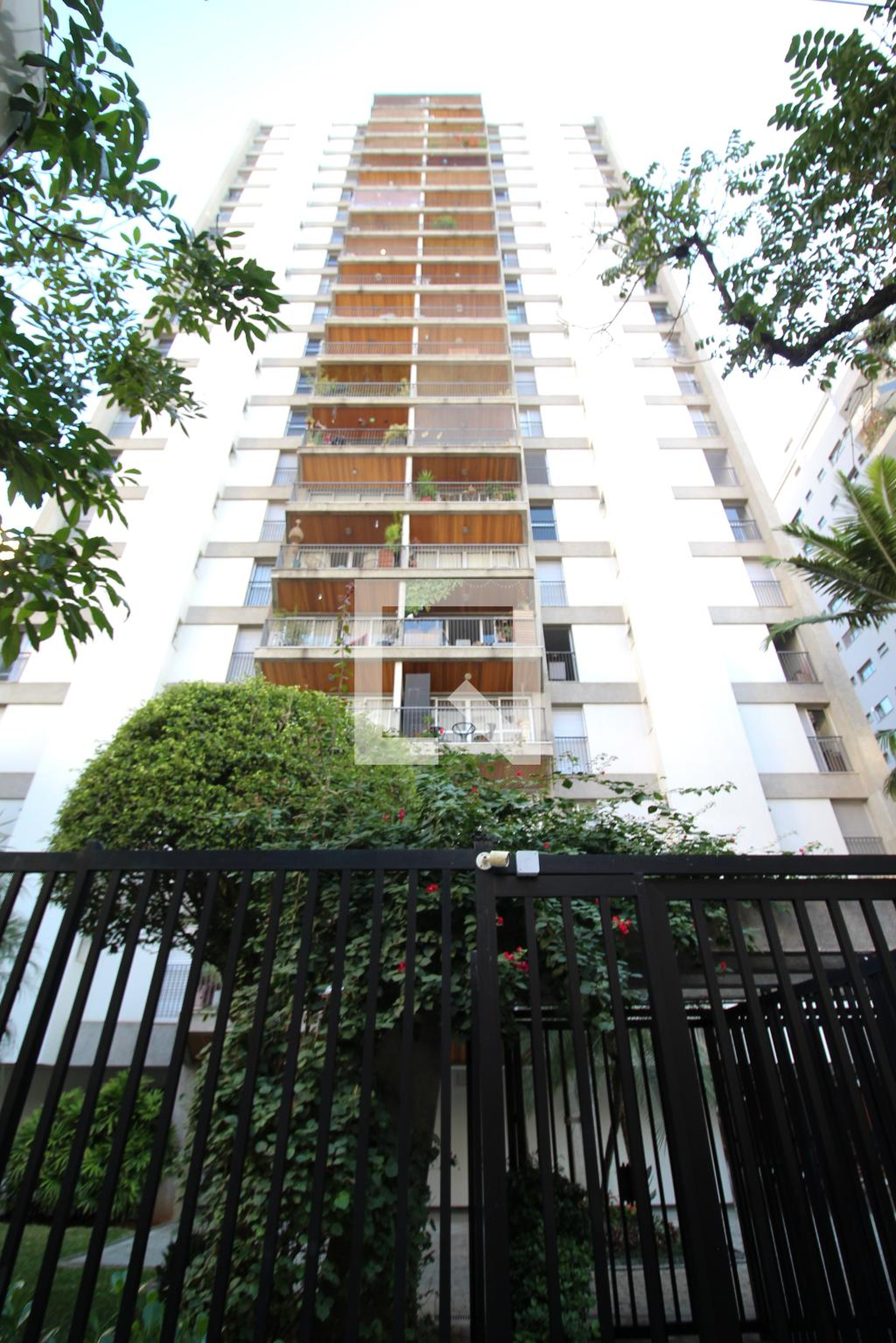 Fachada Condomínio Jurucê