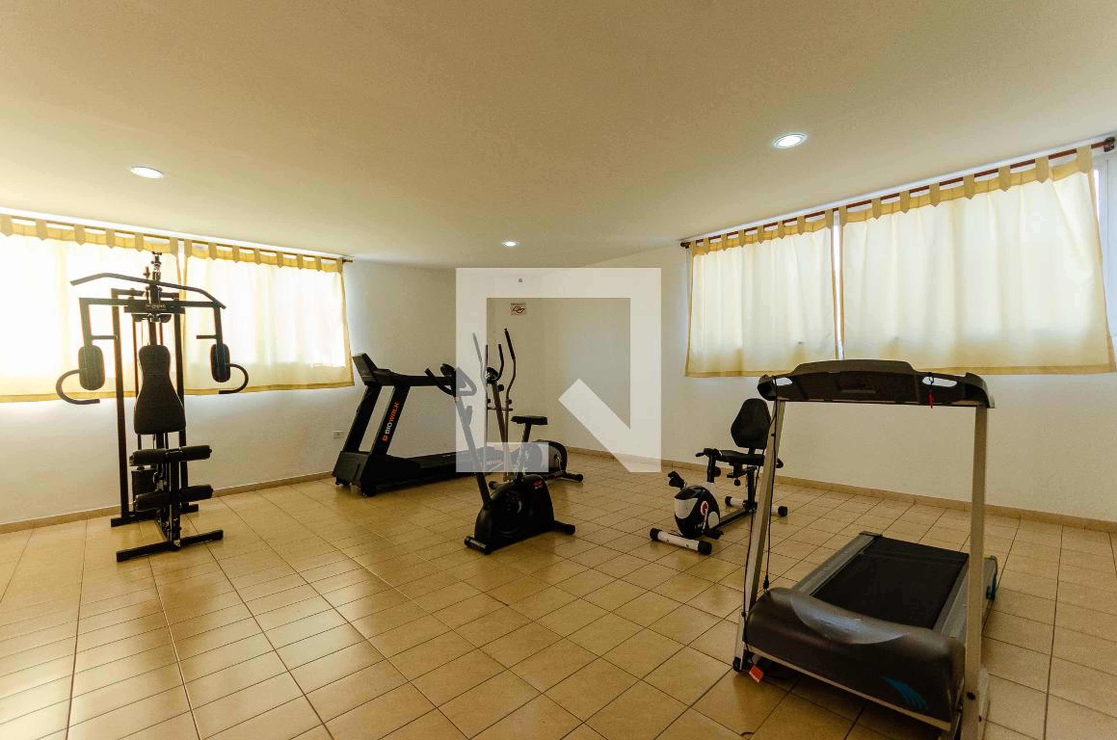 Academia - Palm Spring