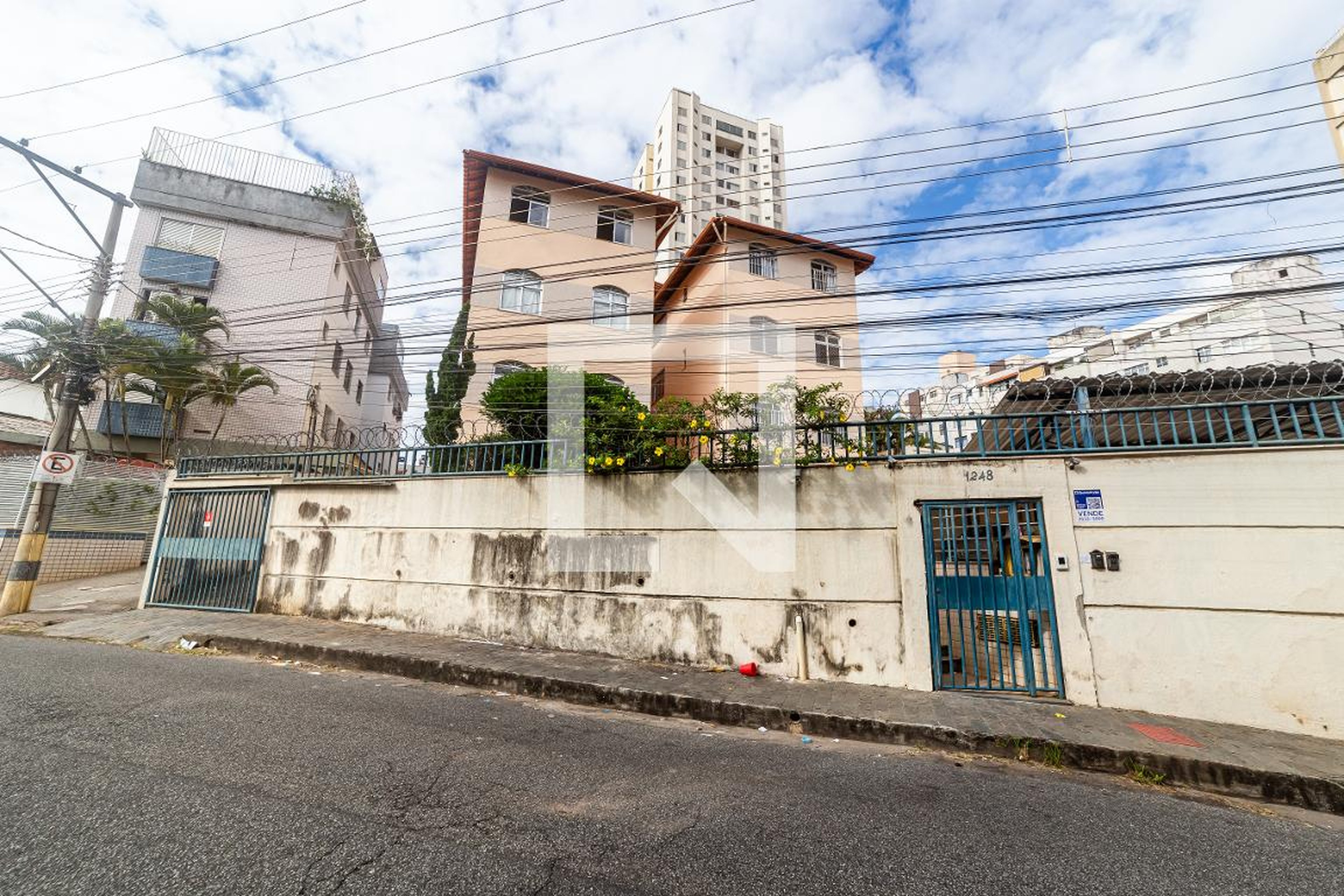 Fachada do Prédio Condomínio Silvana