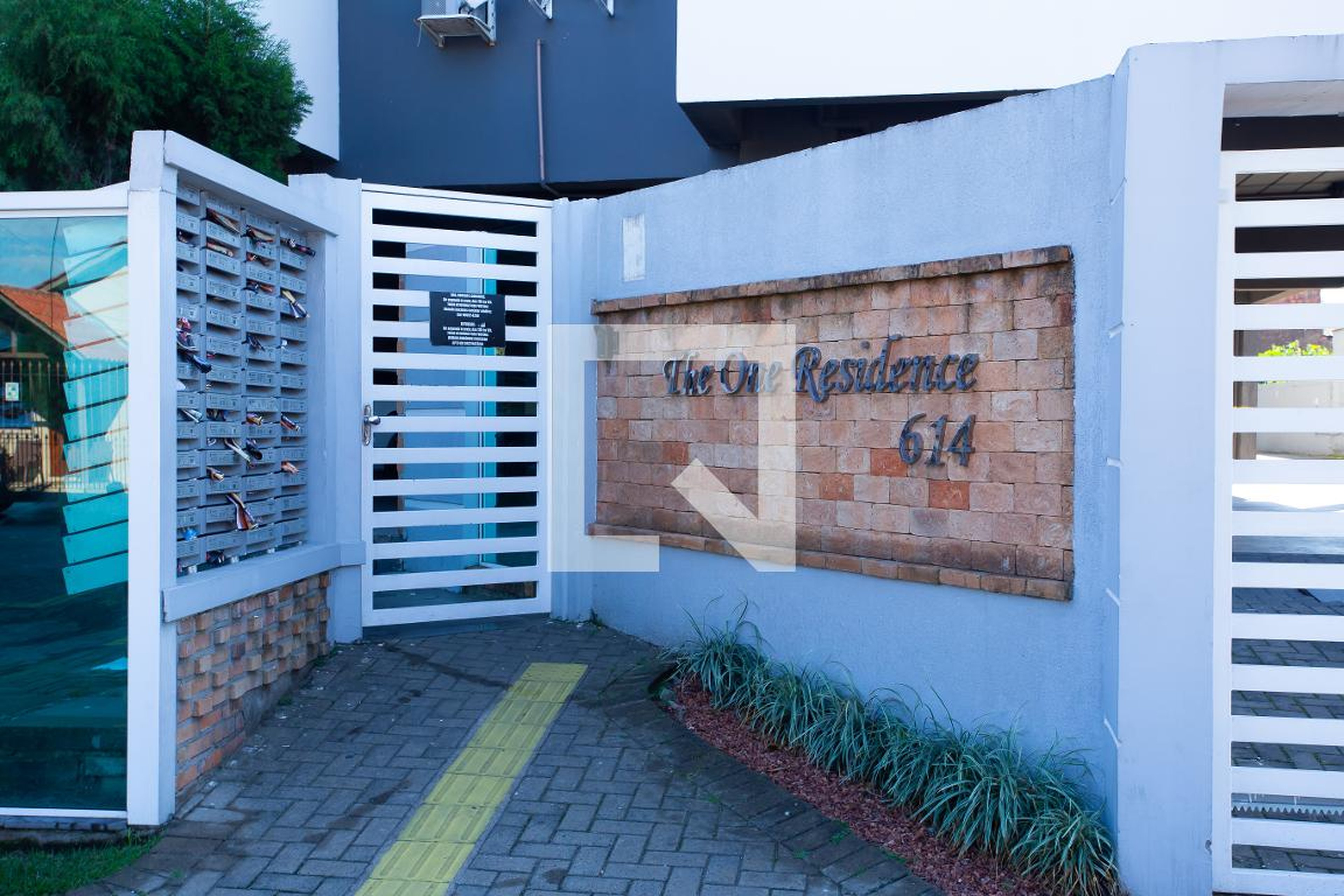 Fachada do Condomínio Condomínio The One Residence