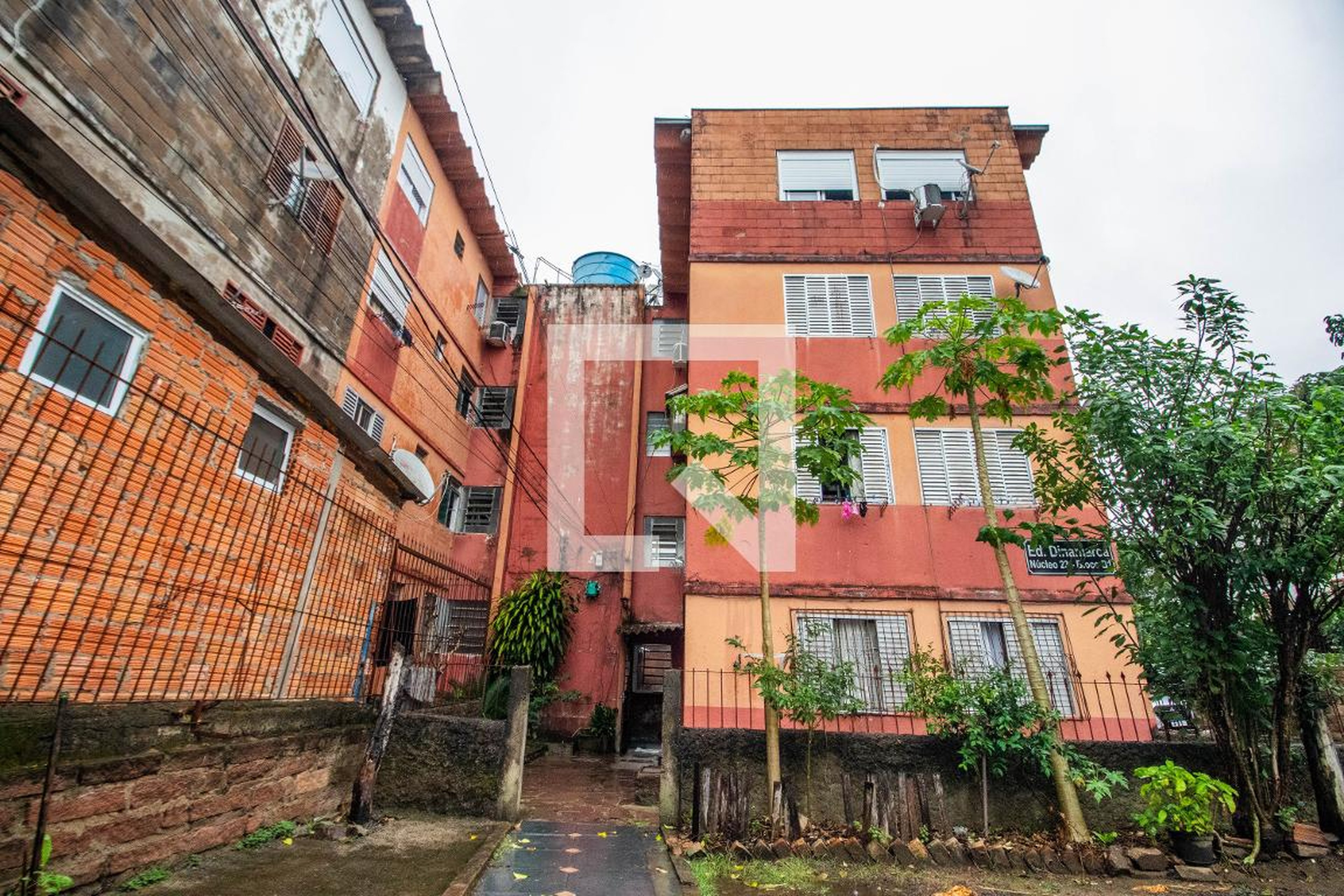 Fachada Condomínio em Rua Domênico Feoli, 375