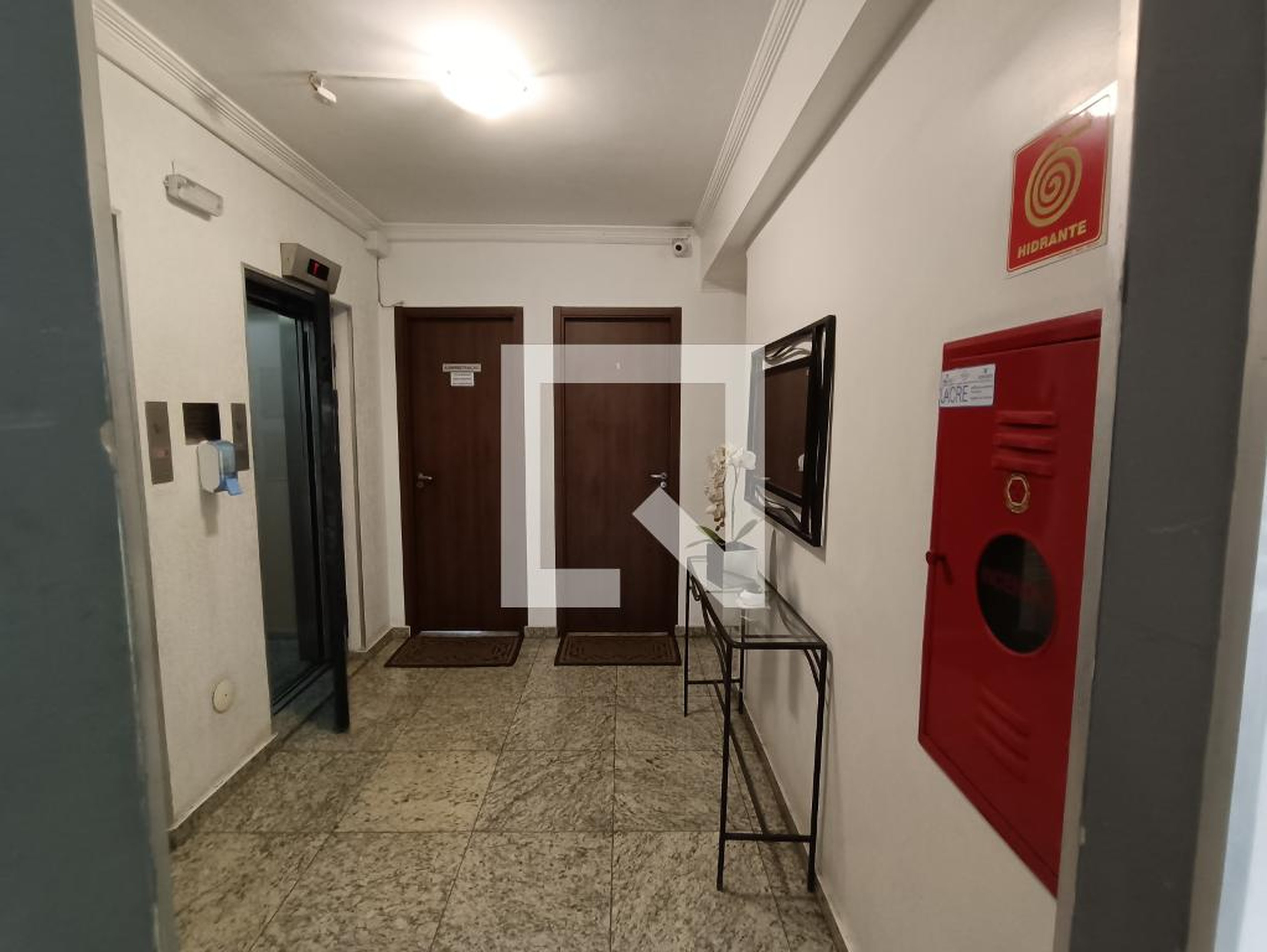 Hall - Conjunto Residencial Recanto dos Ipes