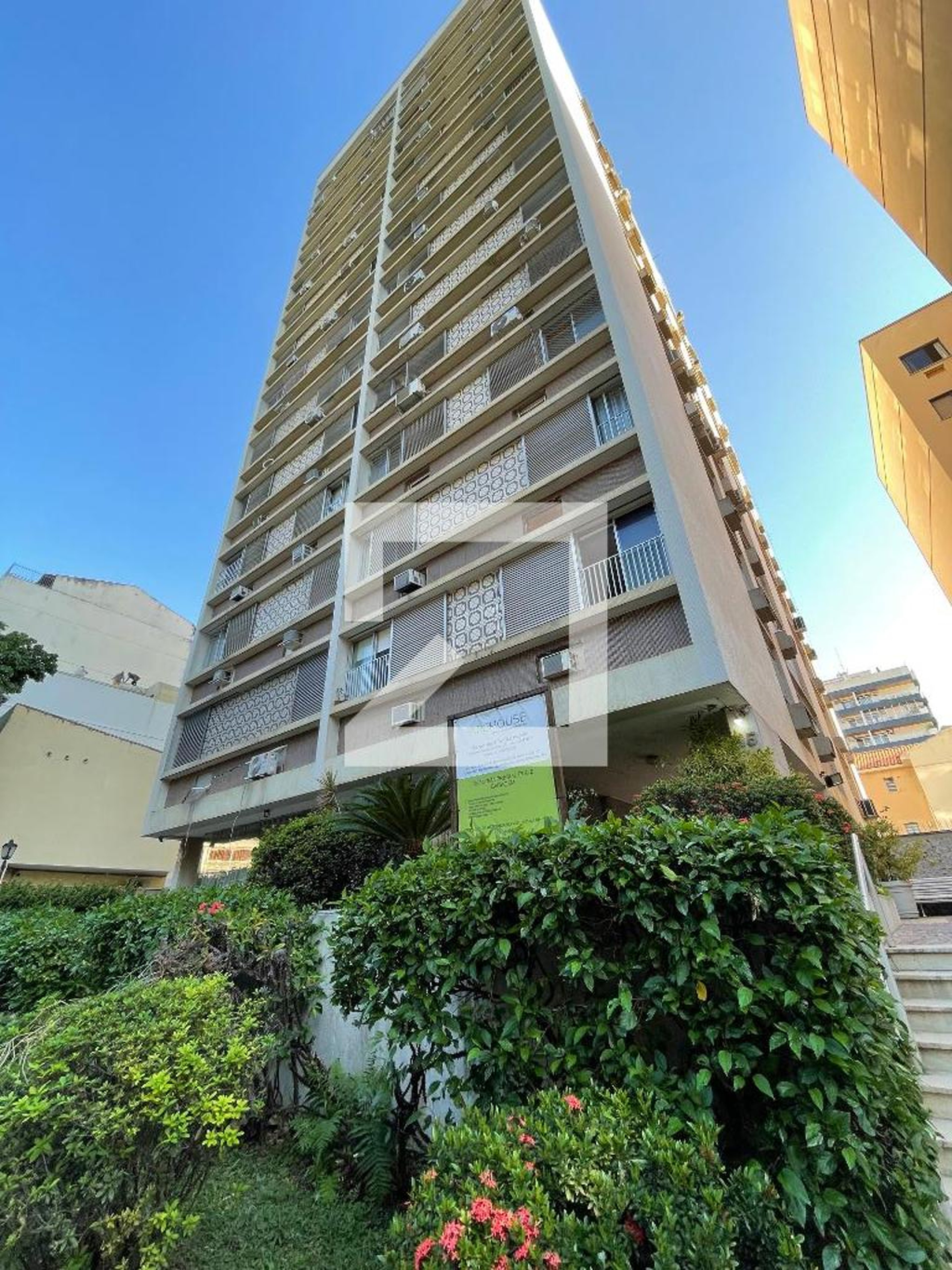 Fachada Condomínio Imola