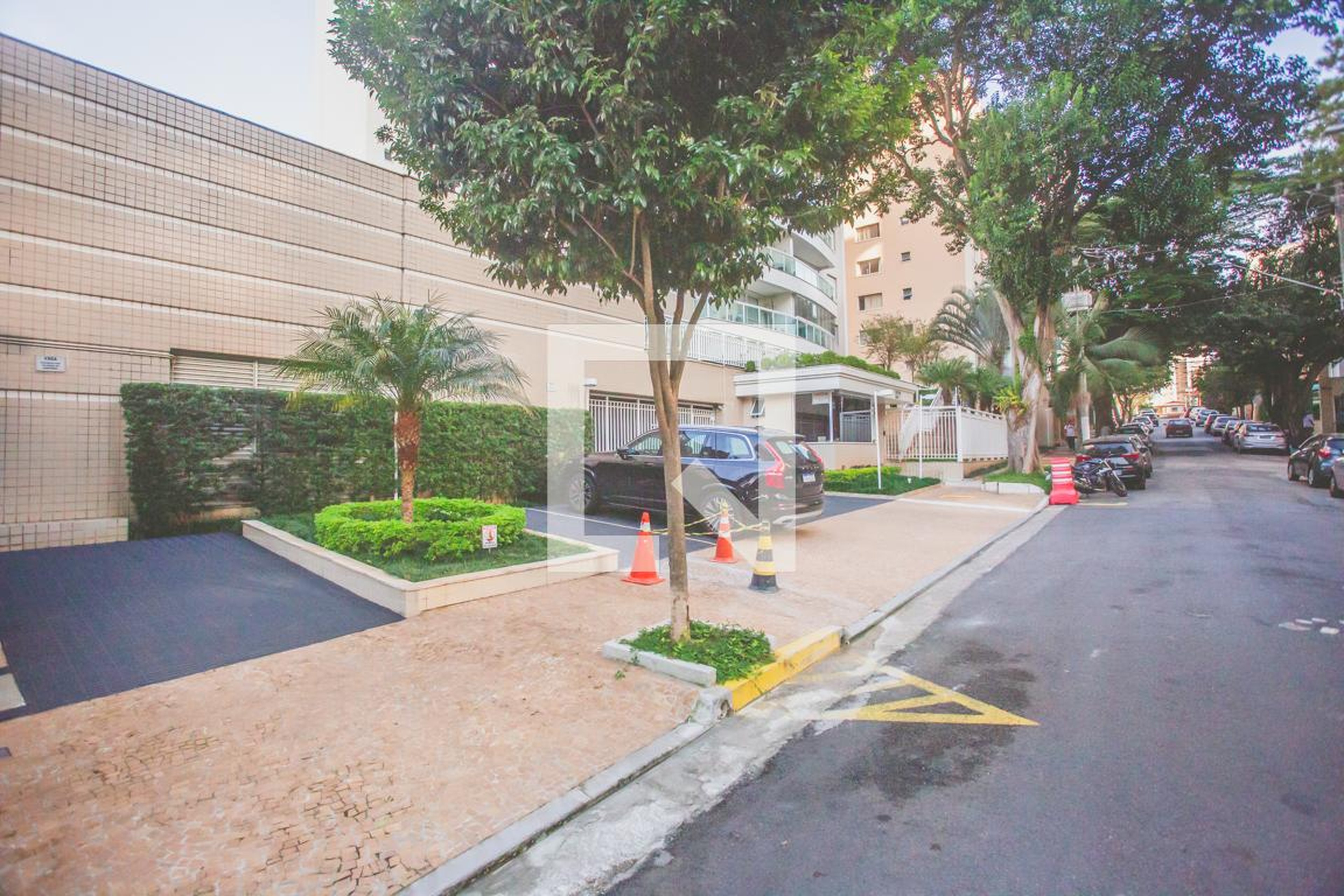 Fachada edifício Lara Samuel porto