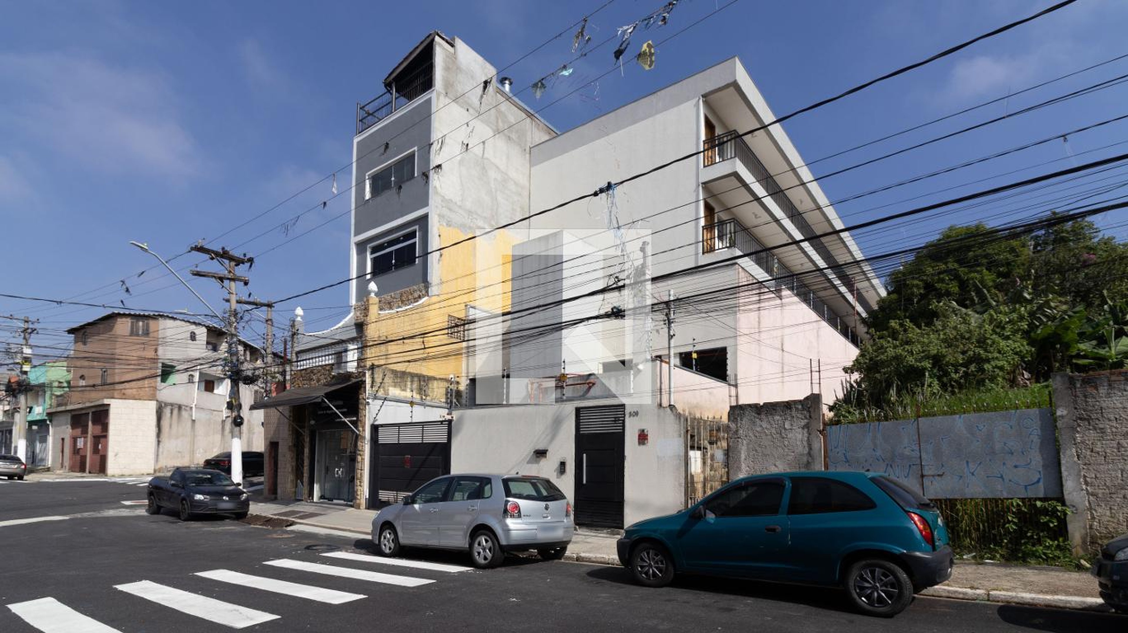 Fachada Condomínio em Rua Dario Costa Mattos, 309