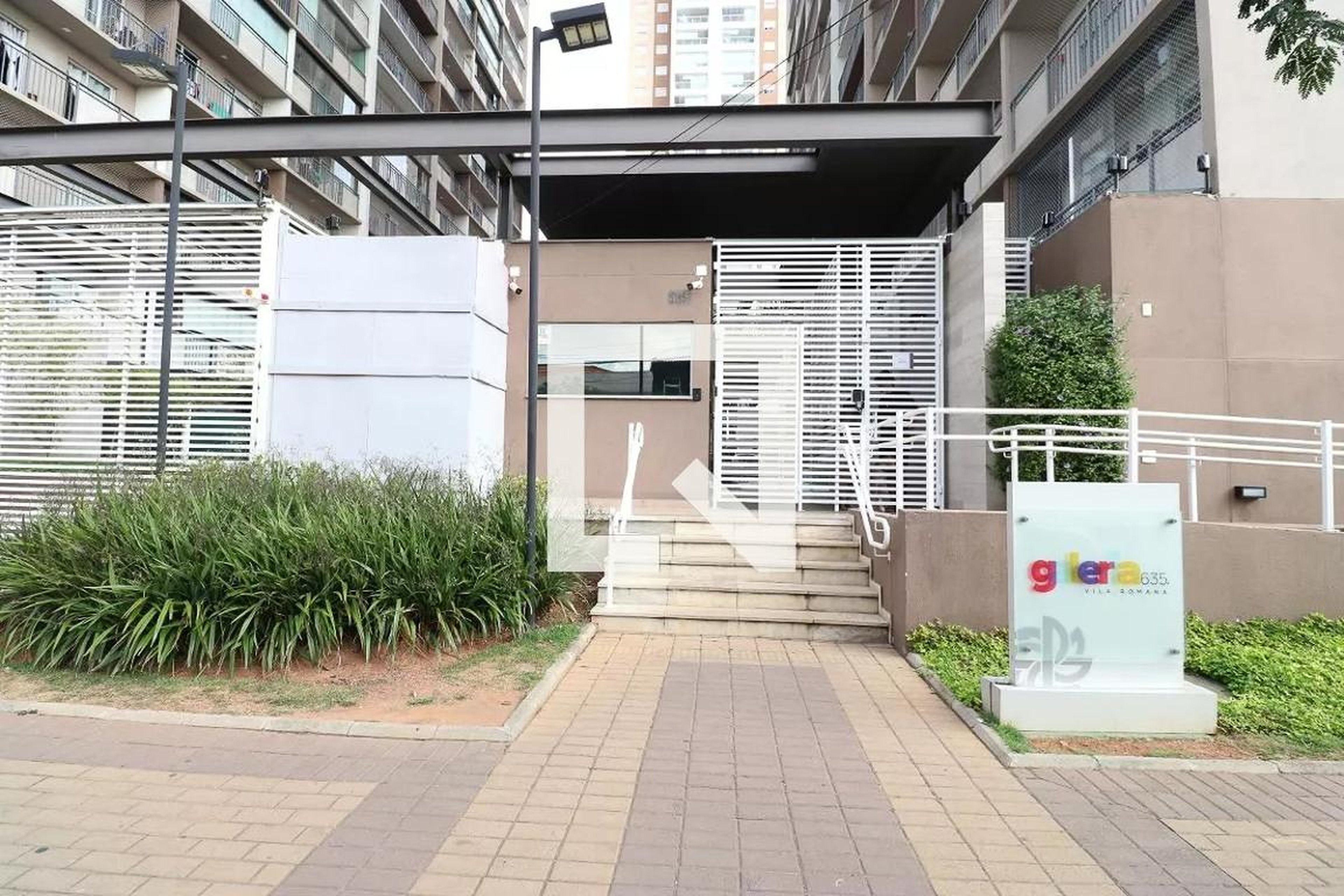 Entrada - Galeria 635