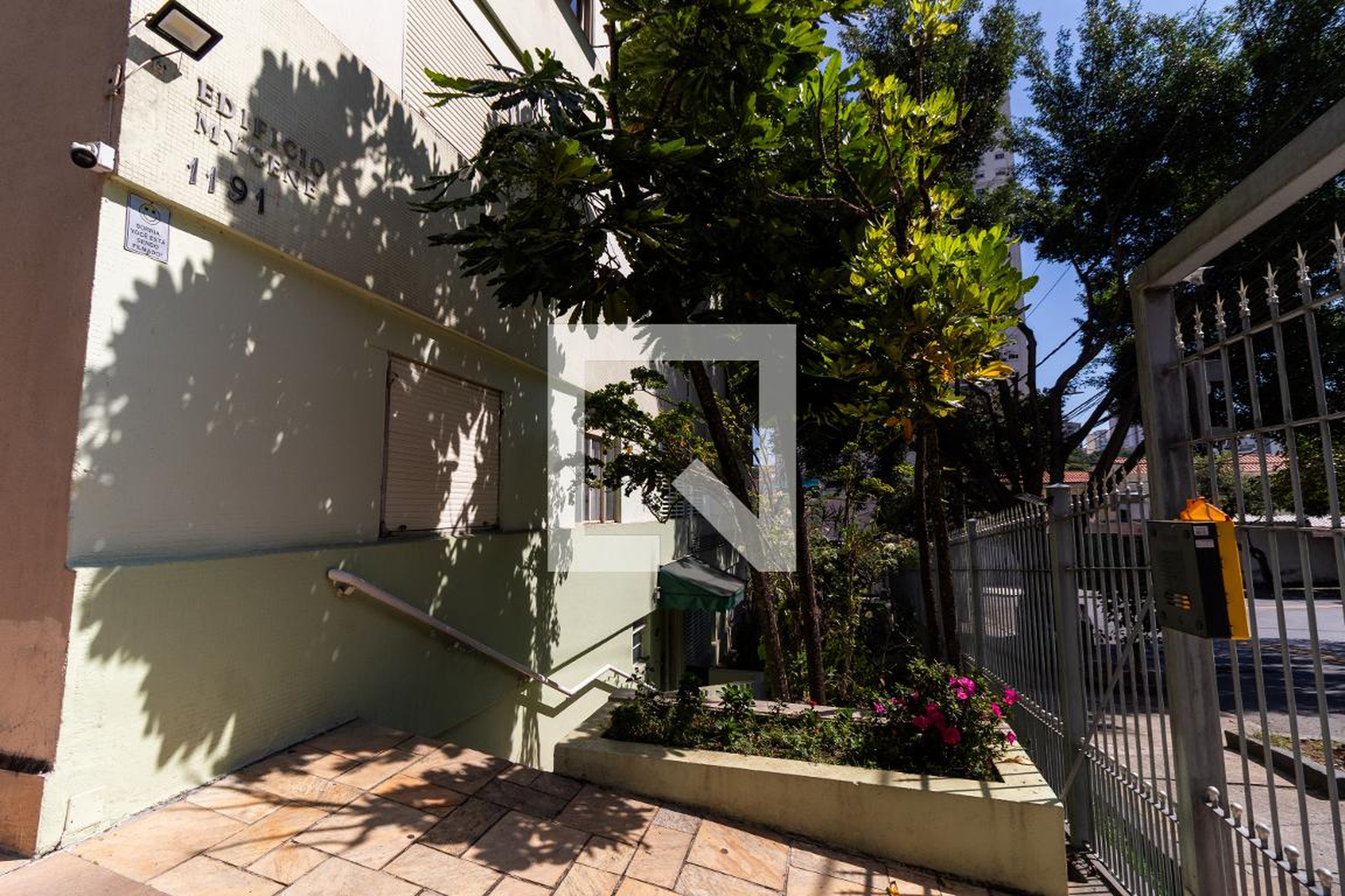 Entrada - Edifício Mycene