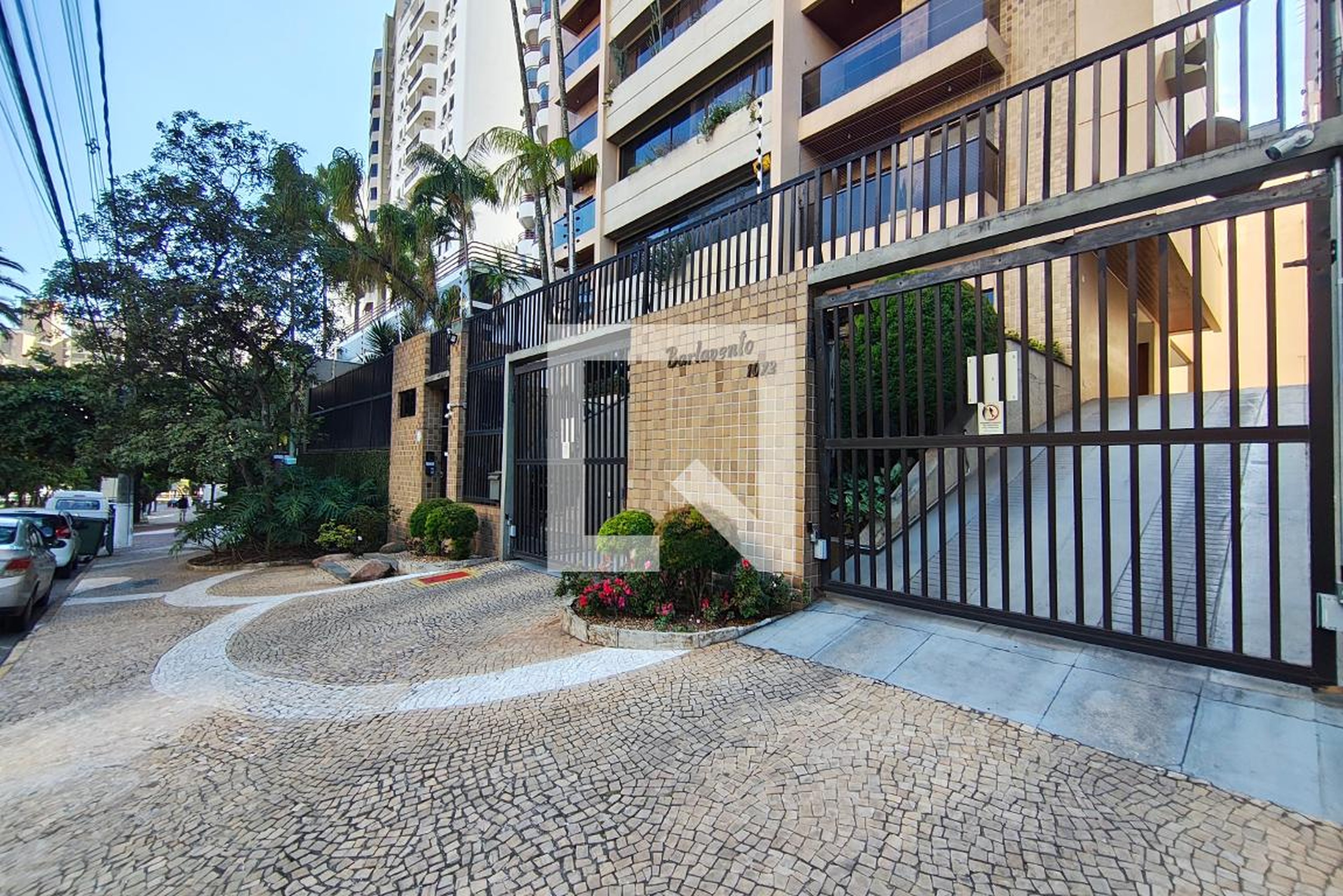 Fachada do Condomínio Condomínio Barlavento