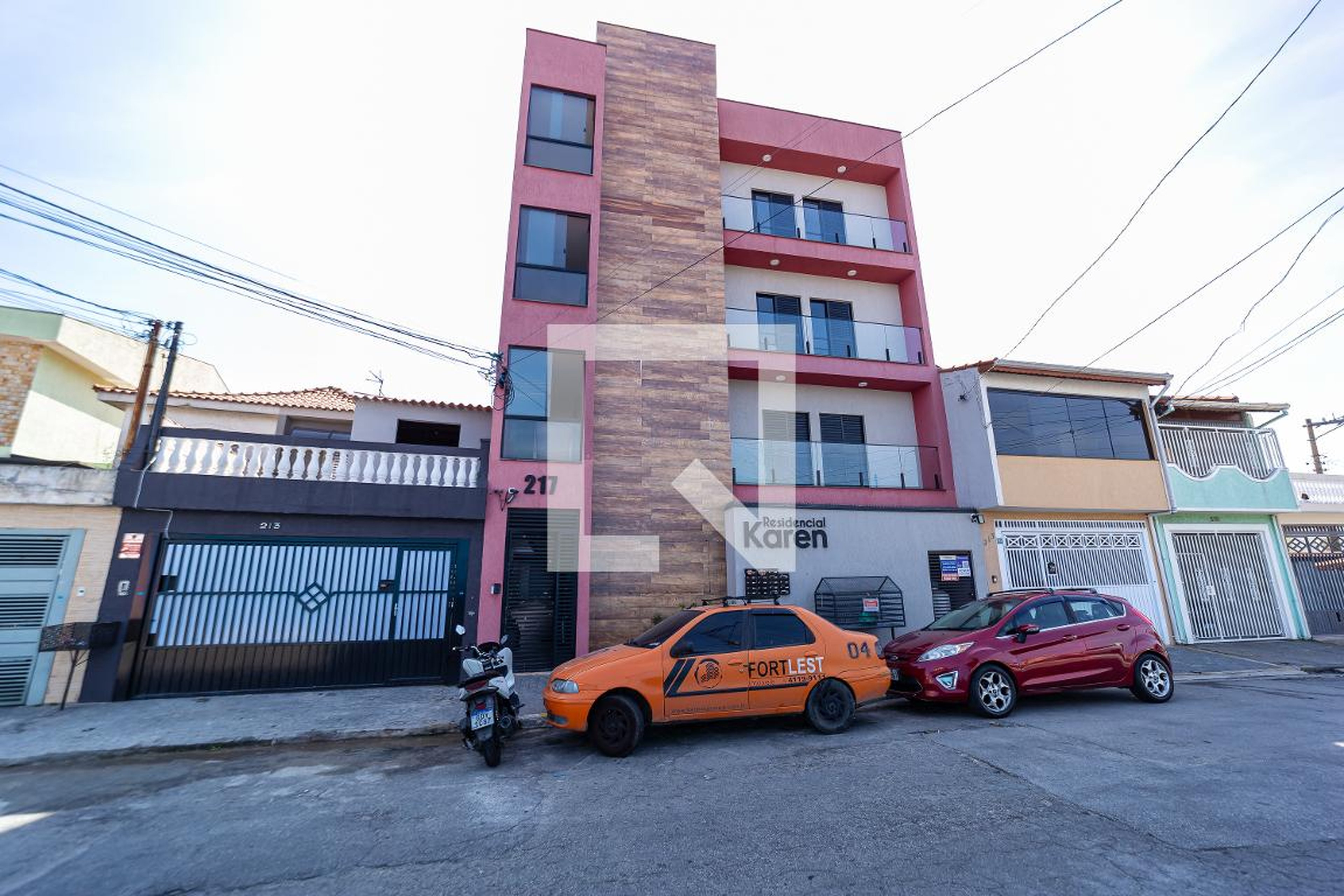 Fachada Residencial Karen