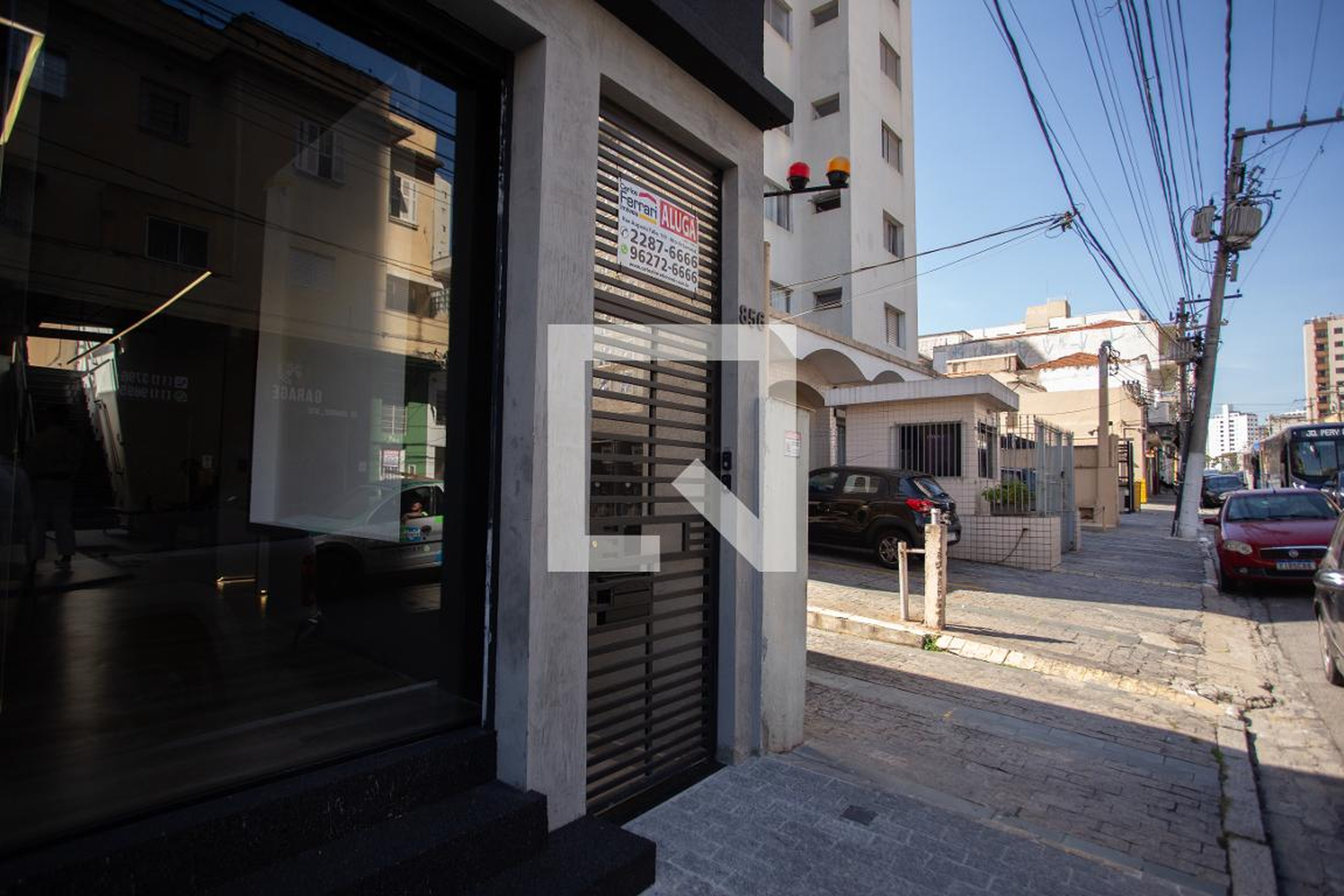 Fachada Condomínio em Rua Conselheiro Moreira de Barros, 856