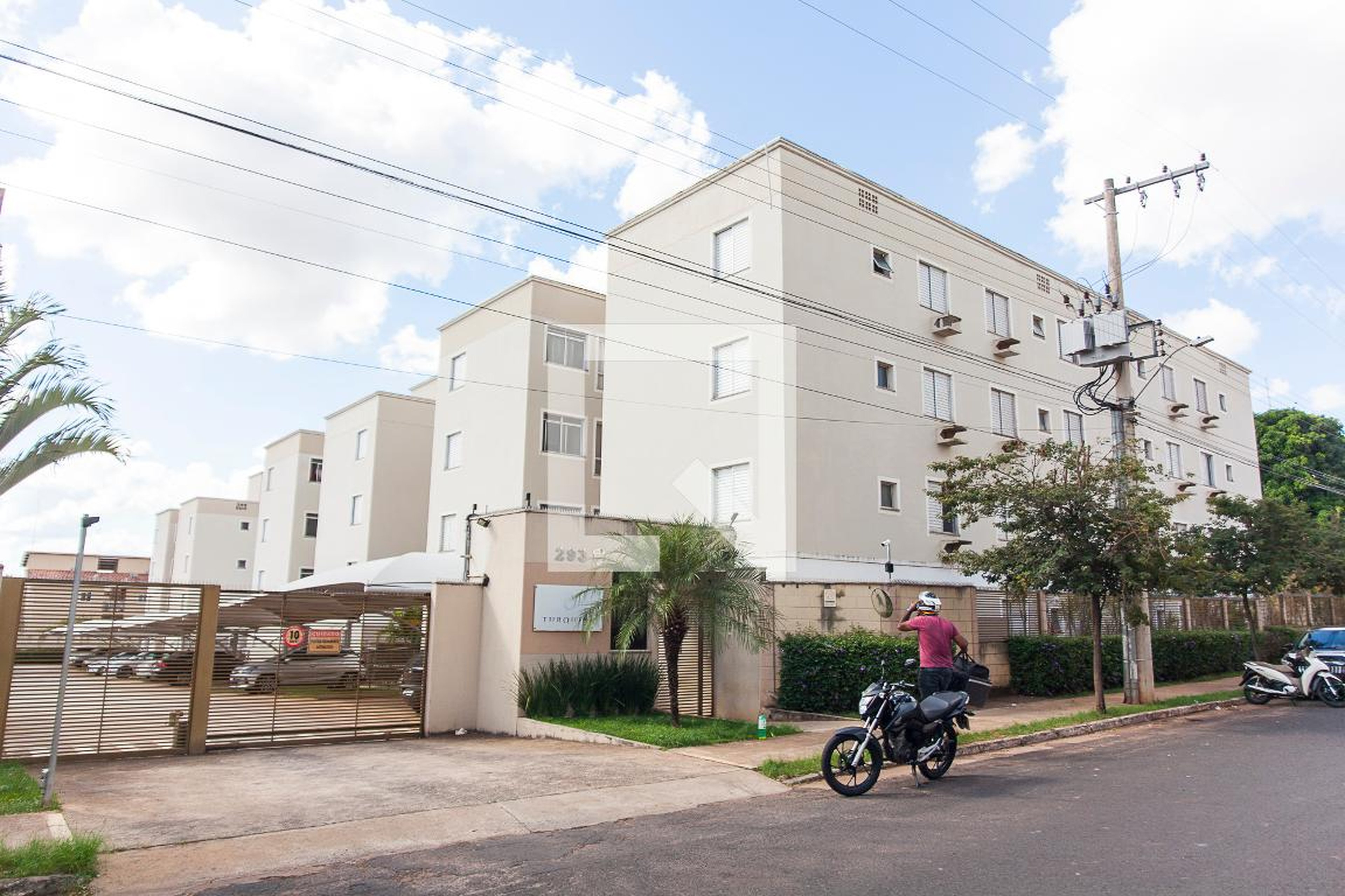 Fachada do Condominio Edifício Ponto Turquesa