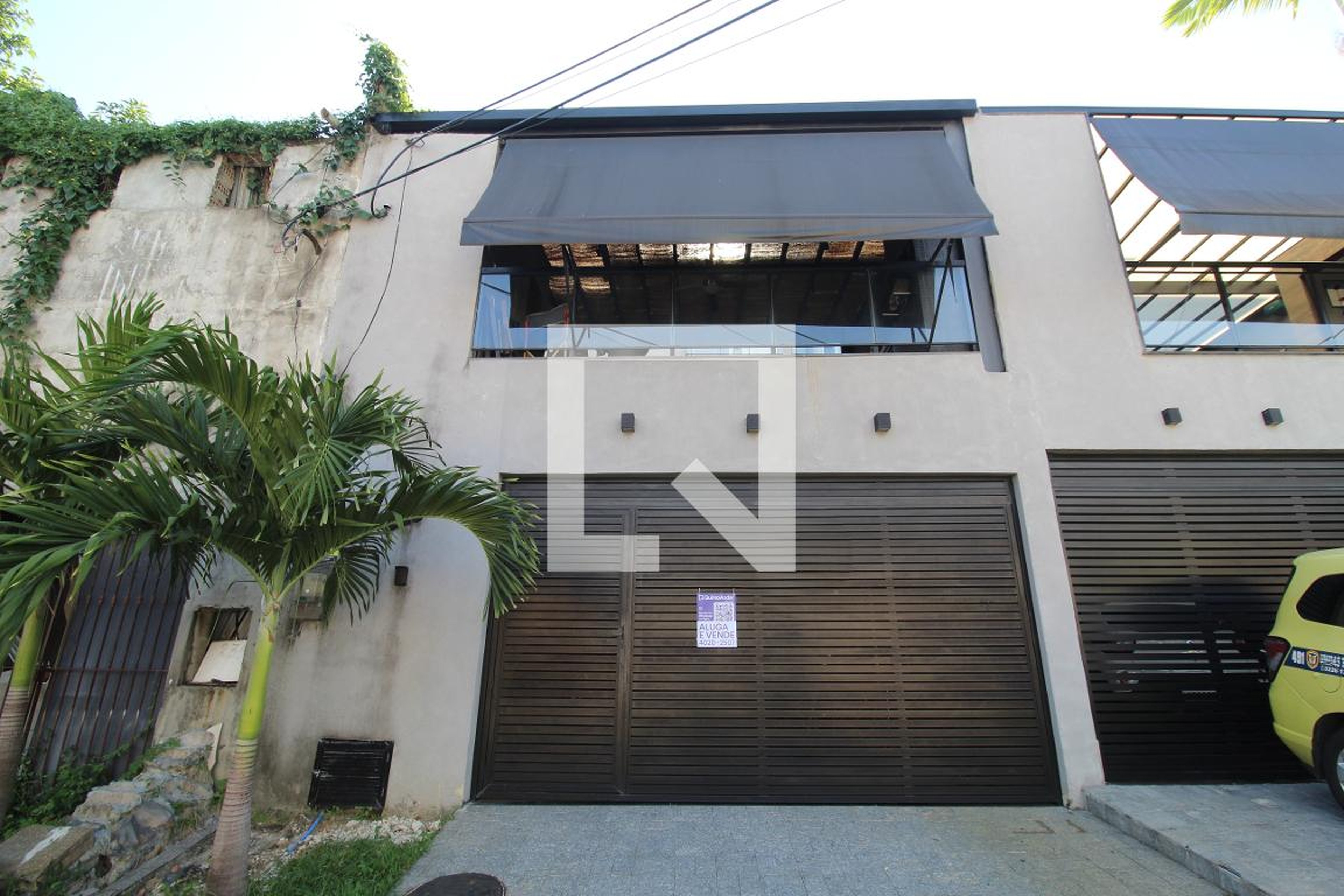 Fachada Condomínio em Rua Ricardo Seabra, 225