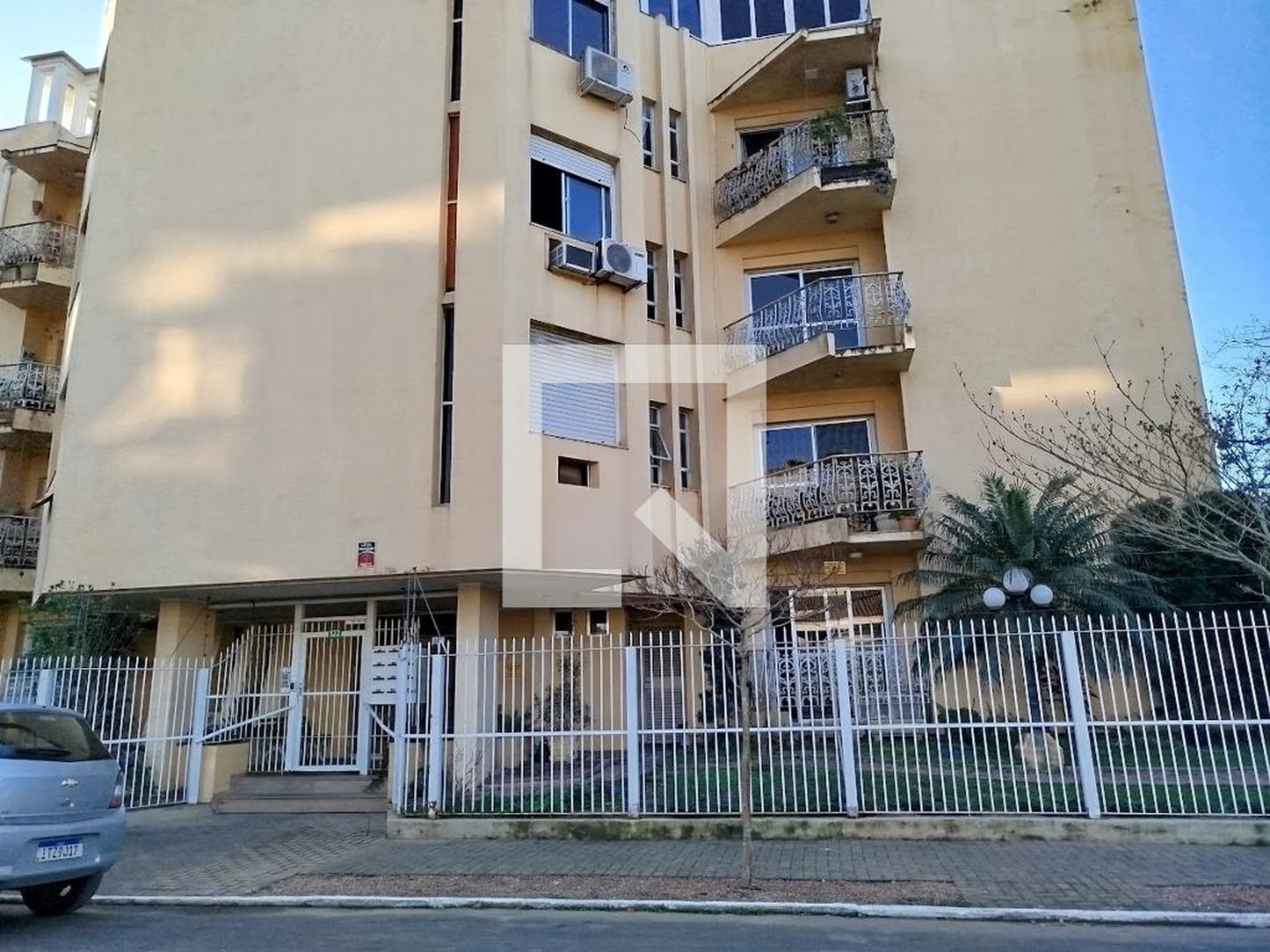 Fachada Condomínio em Rua André Rebouças, 122