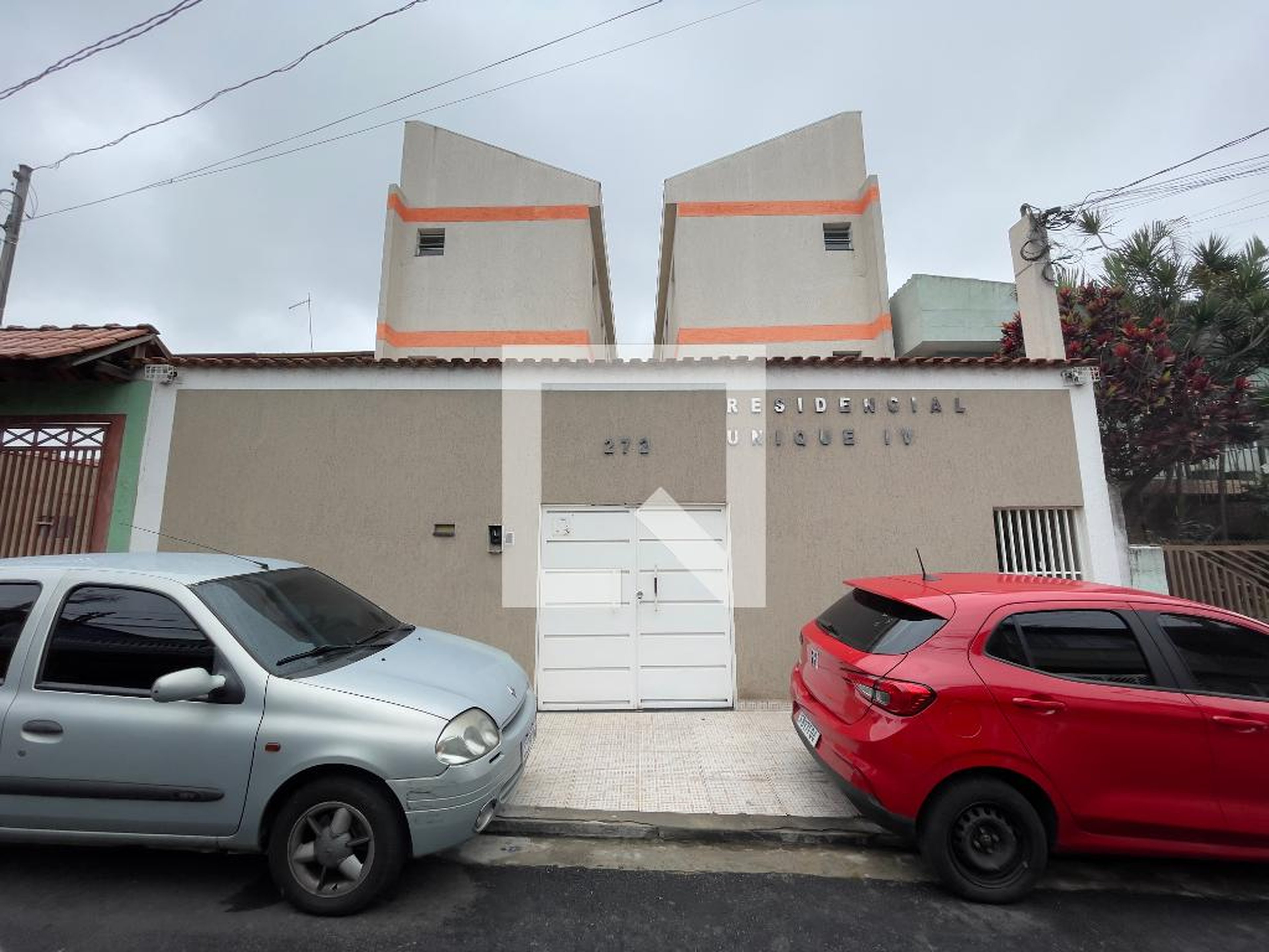 Fachada Condomínio em Rua Engenheiro Romeu Belluomini, 272