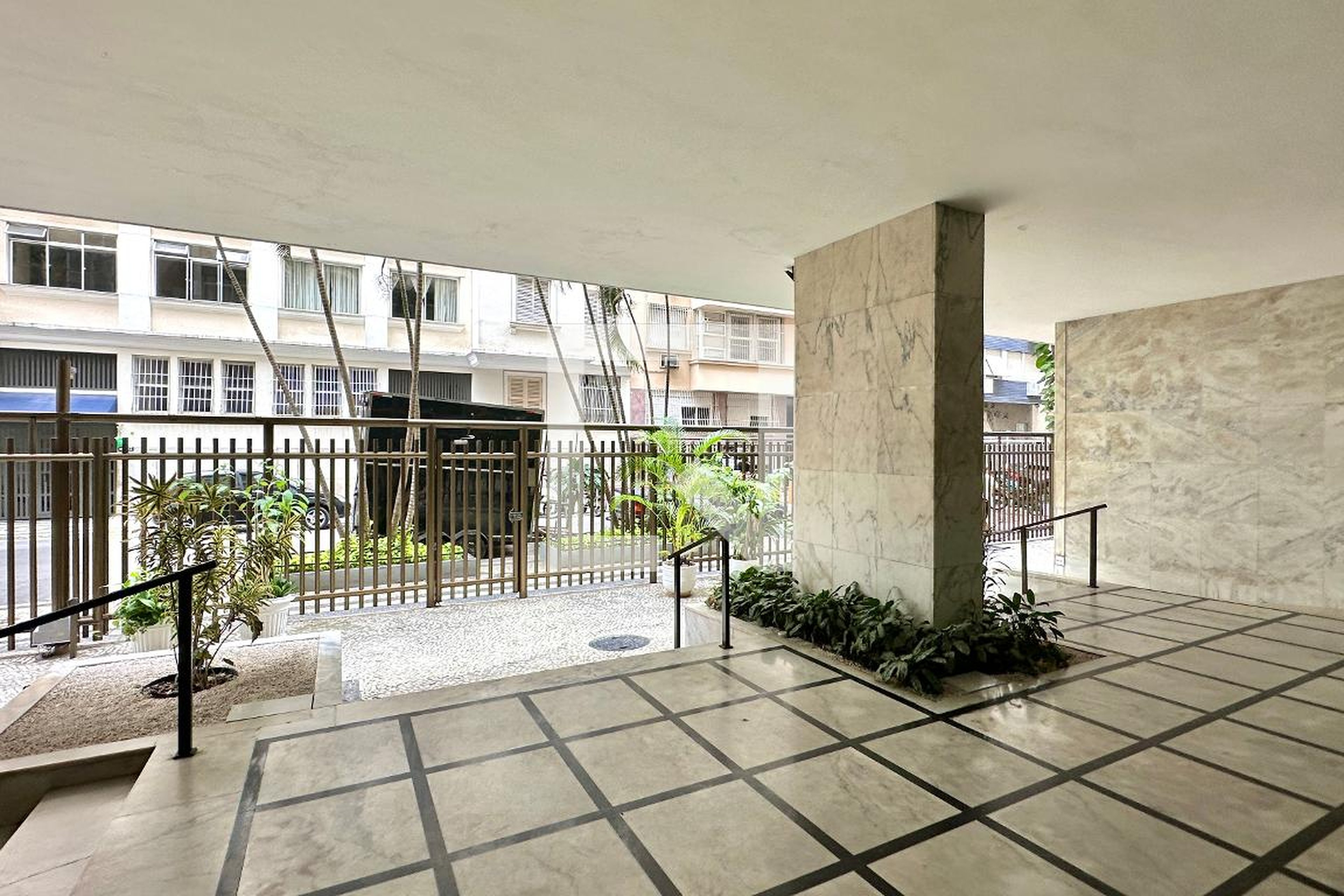 Entrada - Edificio Providencia