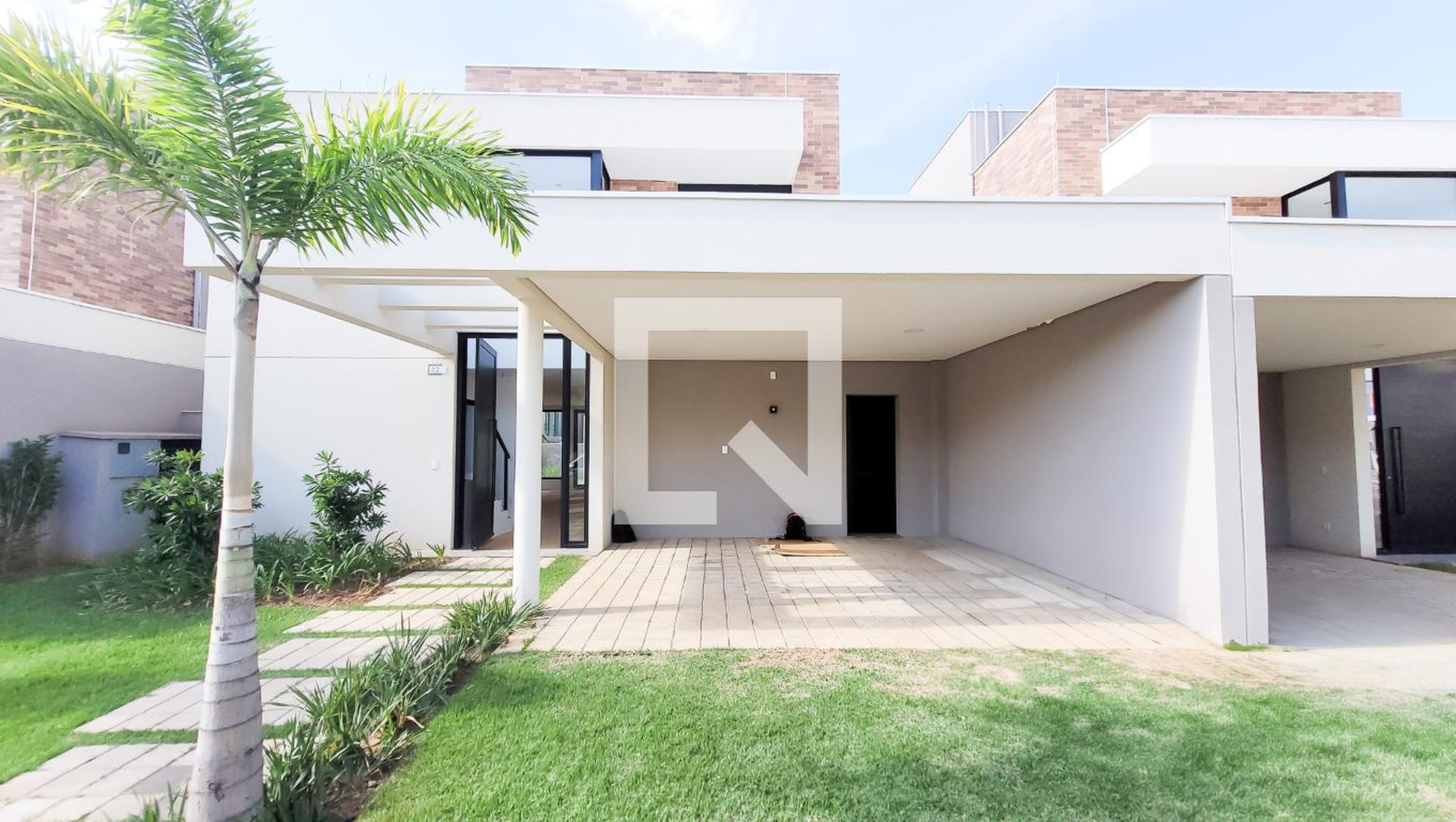 Fachada Condomínio em Rua das Lantanas, 22