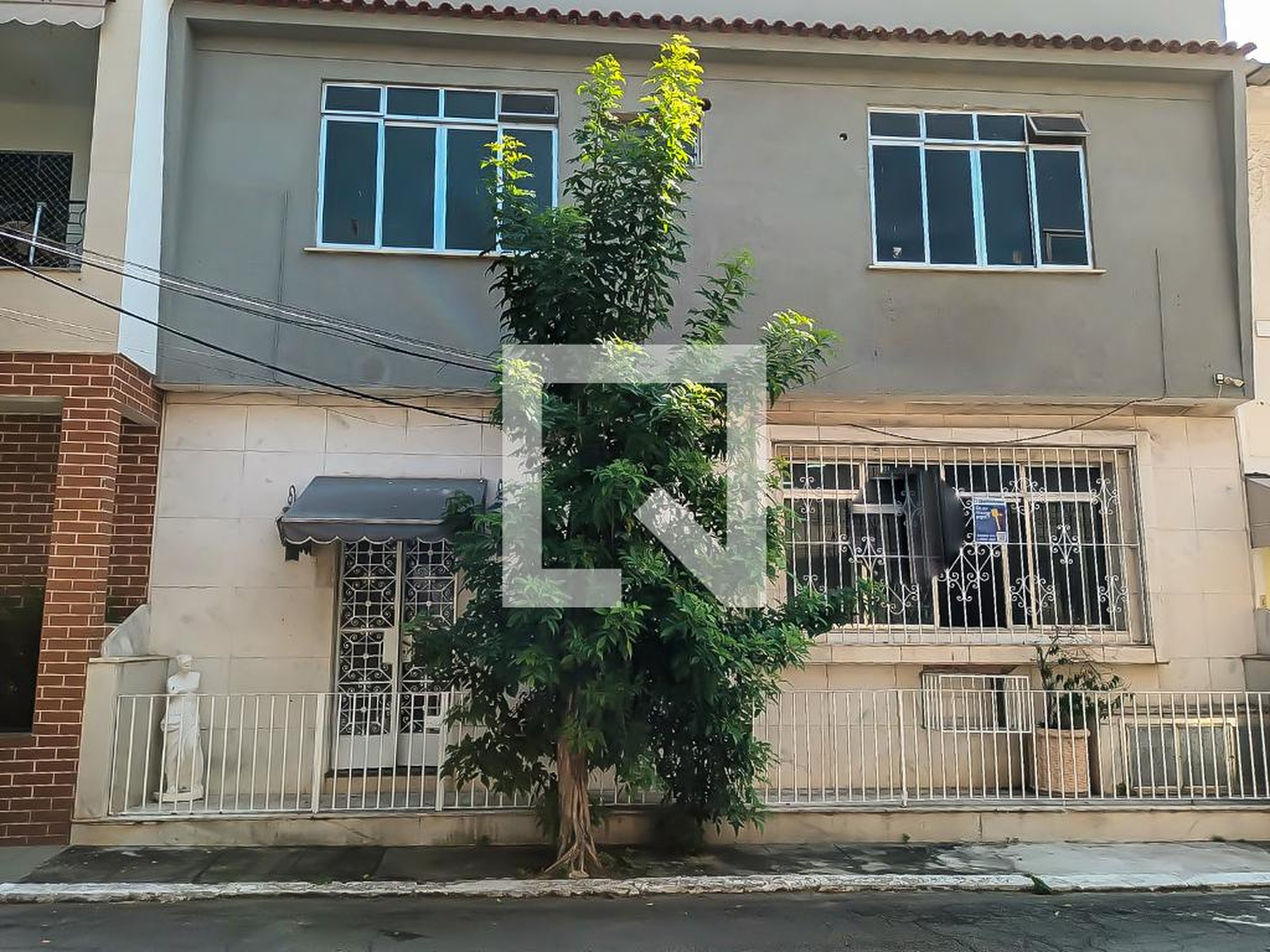 Fachada Condomínio em Rua Dias da Cruz, 673