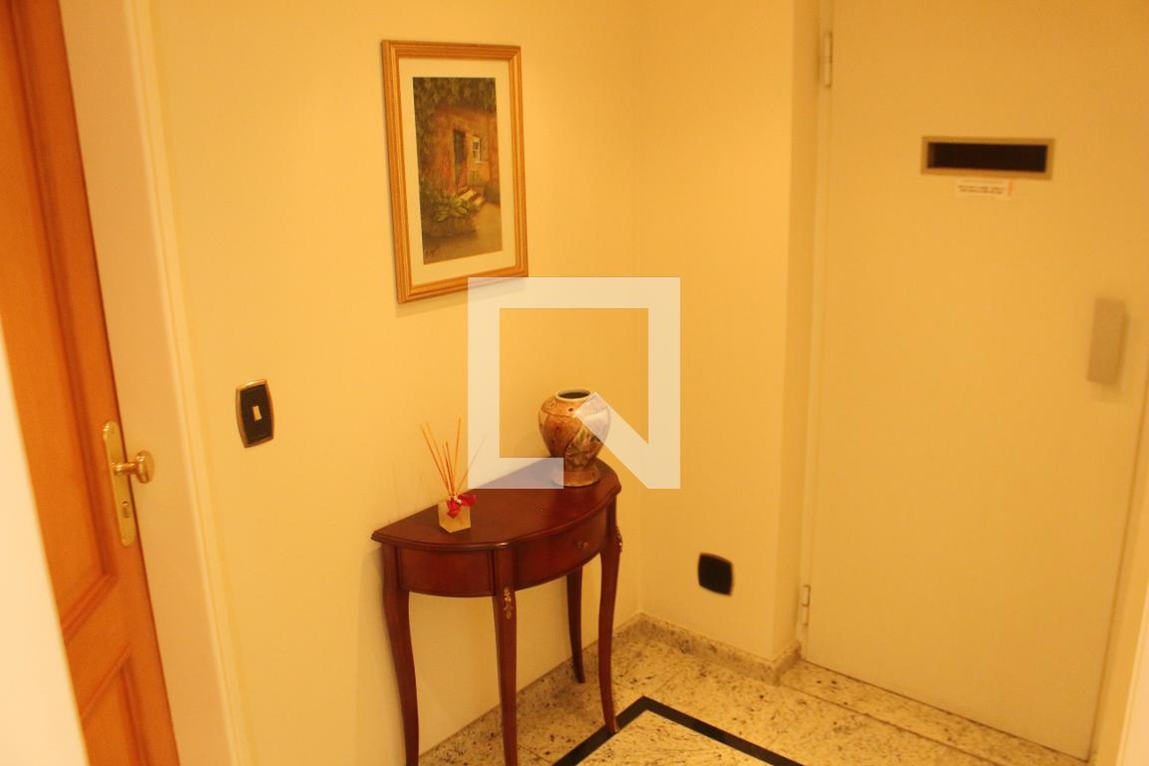 Hall - Edifício La Rochelle