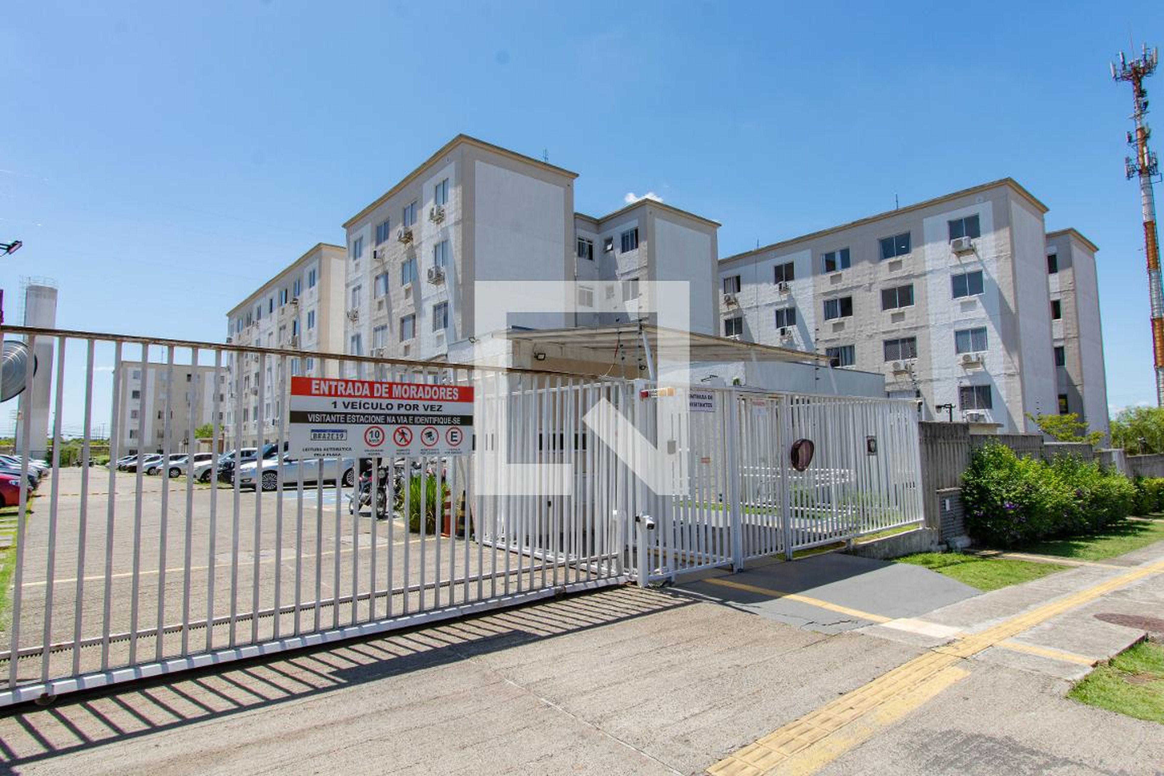 Fachada Condomínio Alto da Baviera