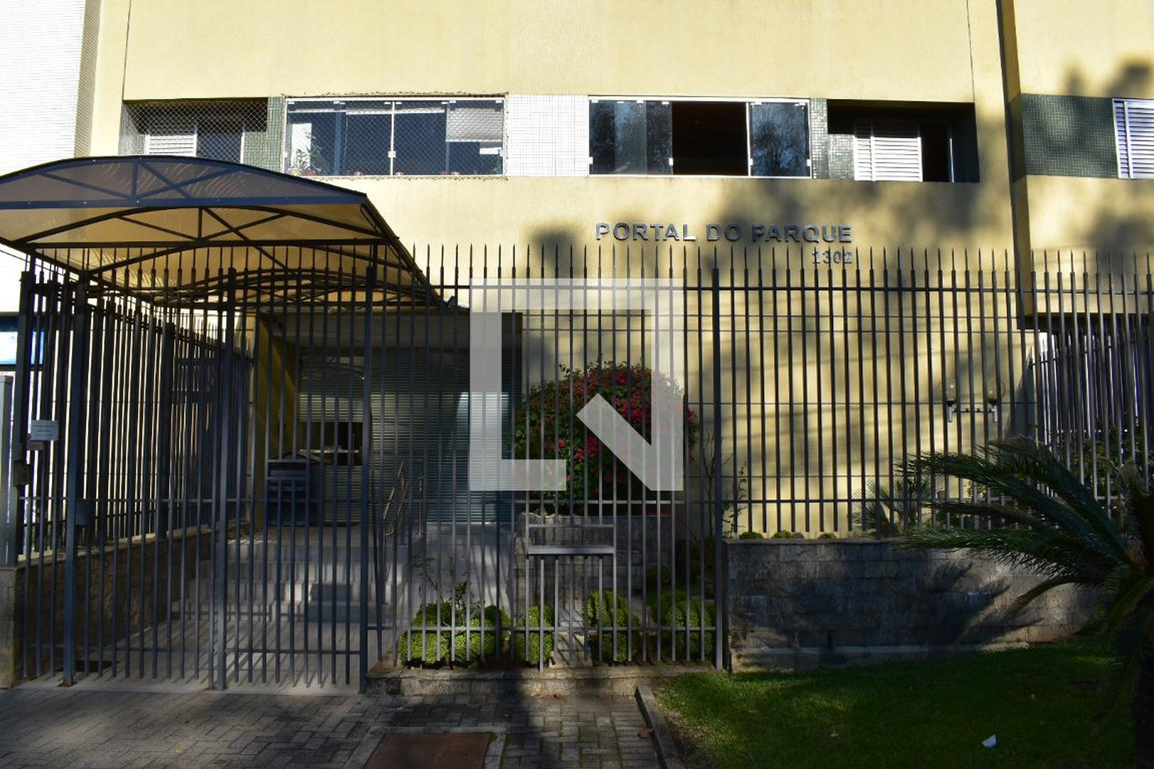 Fachada do Prédio Condomínio em Rua Nicarágua, 2302