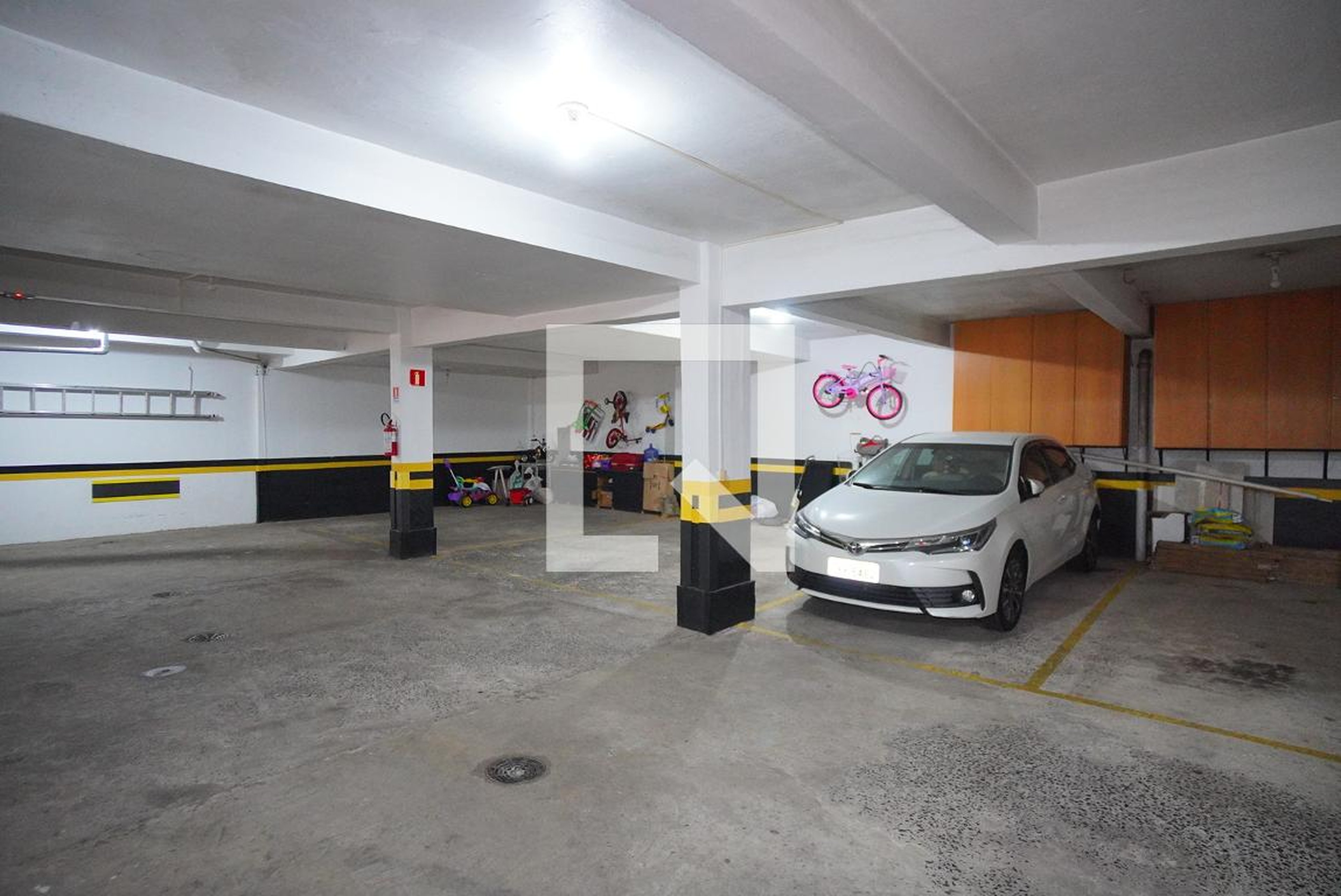 Estacionamento - Residencial Geneve