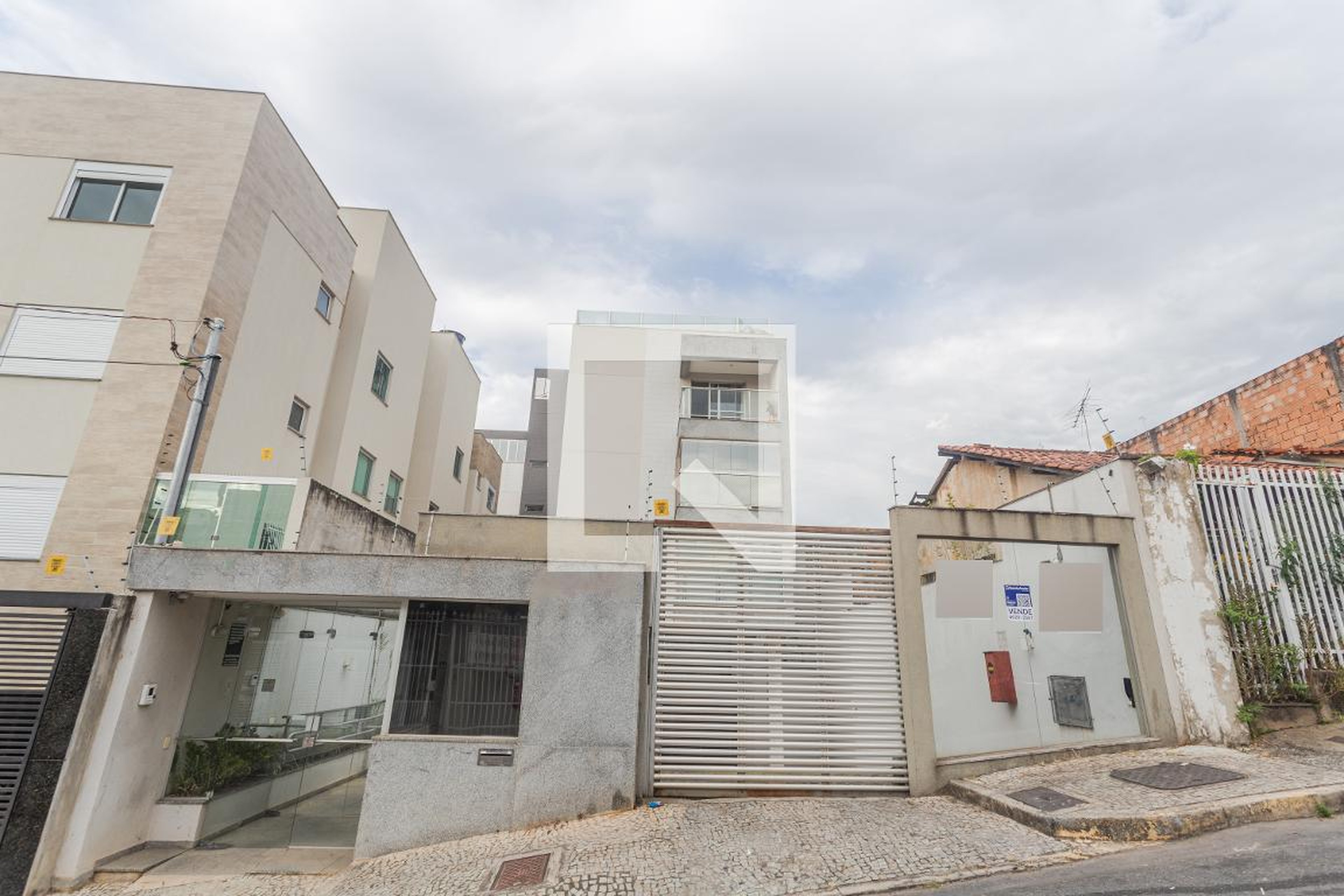 Fachada Edifício Rosélia Maria