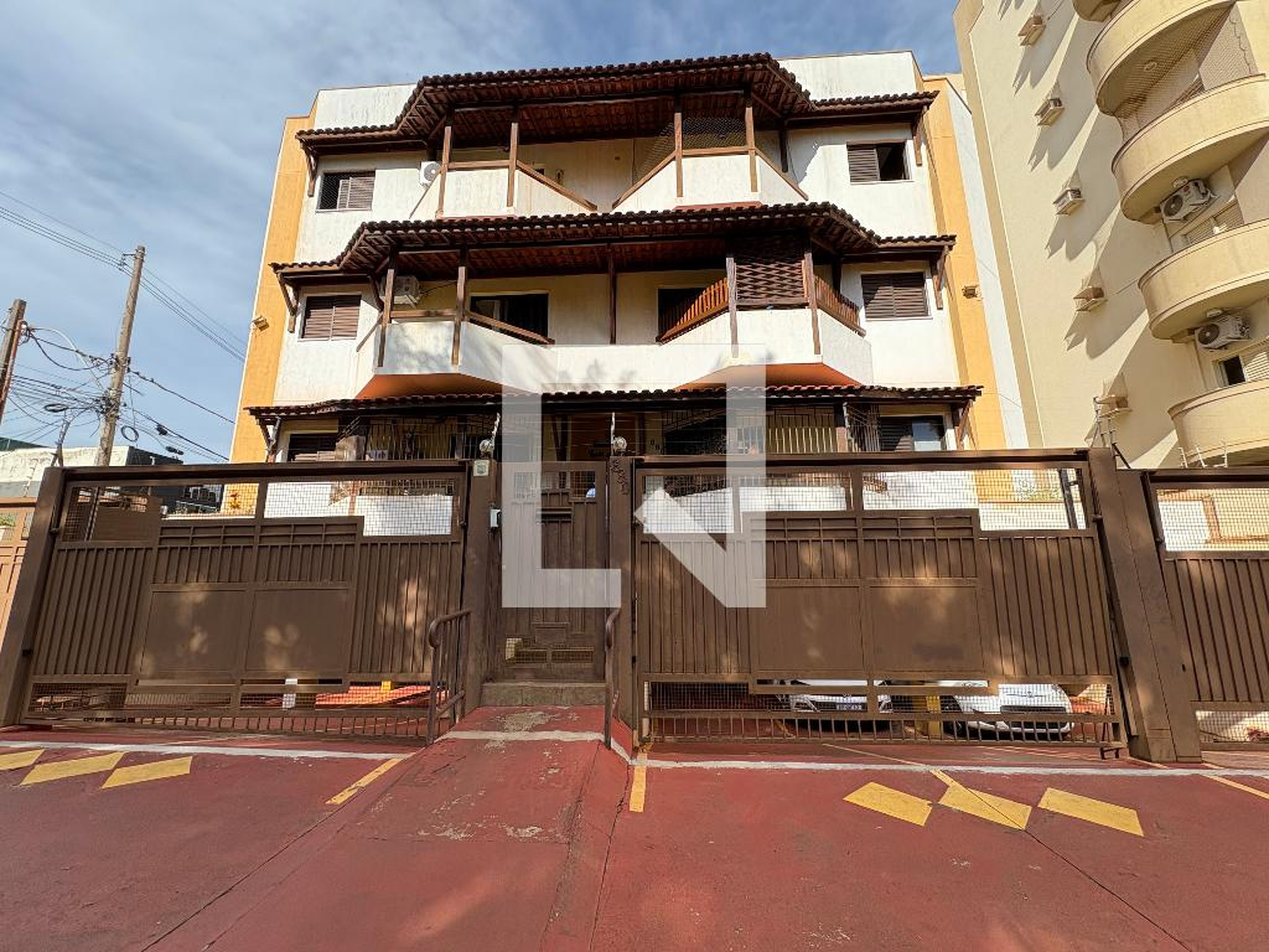 Fachada Edifício Costa do Sol