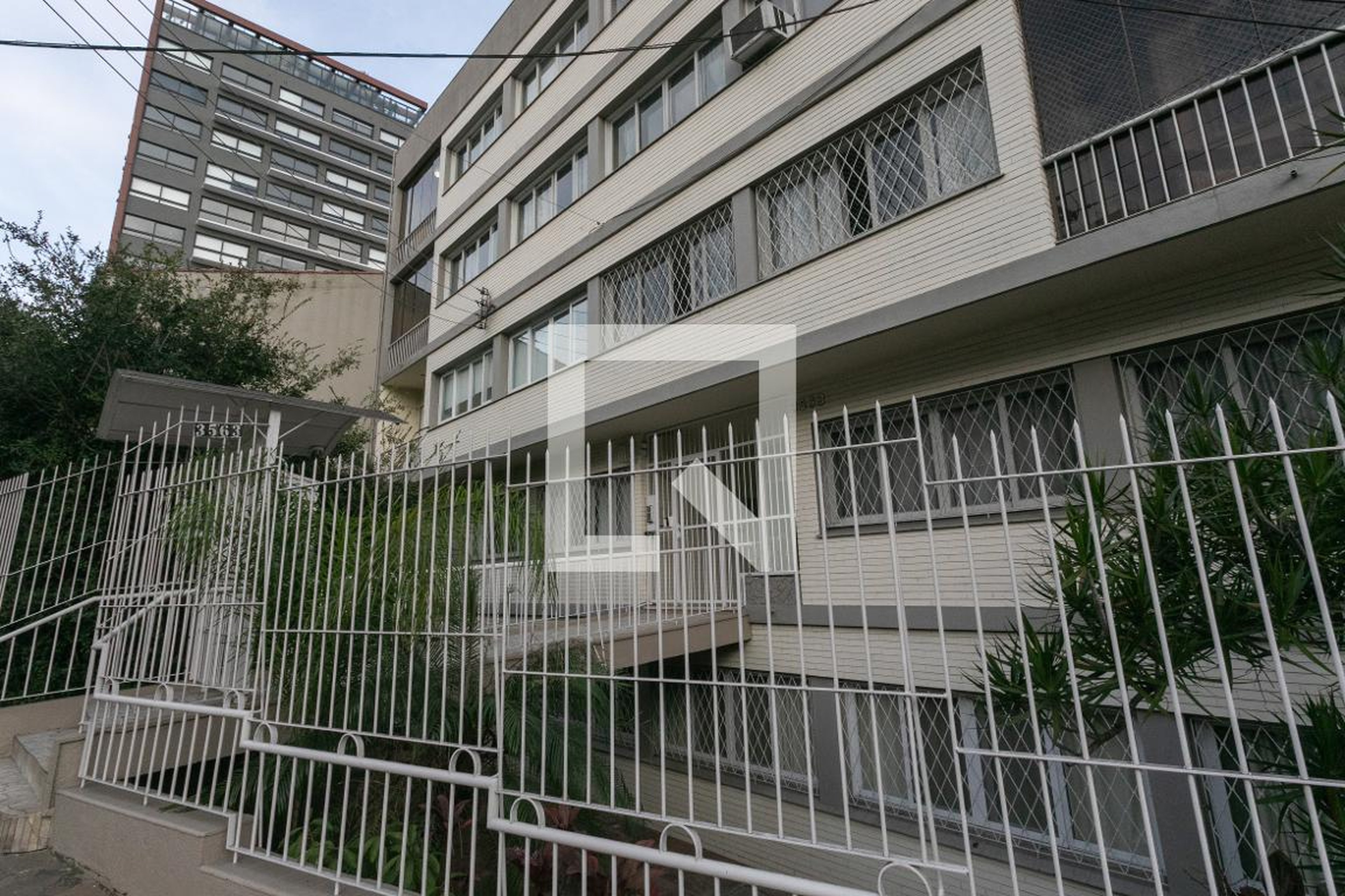 Fachada do prédio Condomínio em Avenida Protásio Alves, 3563