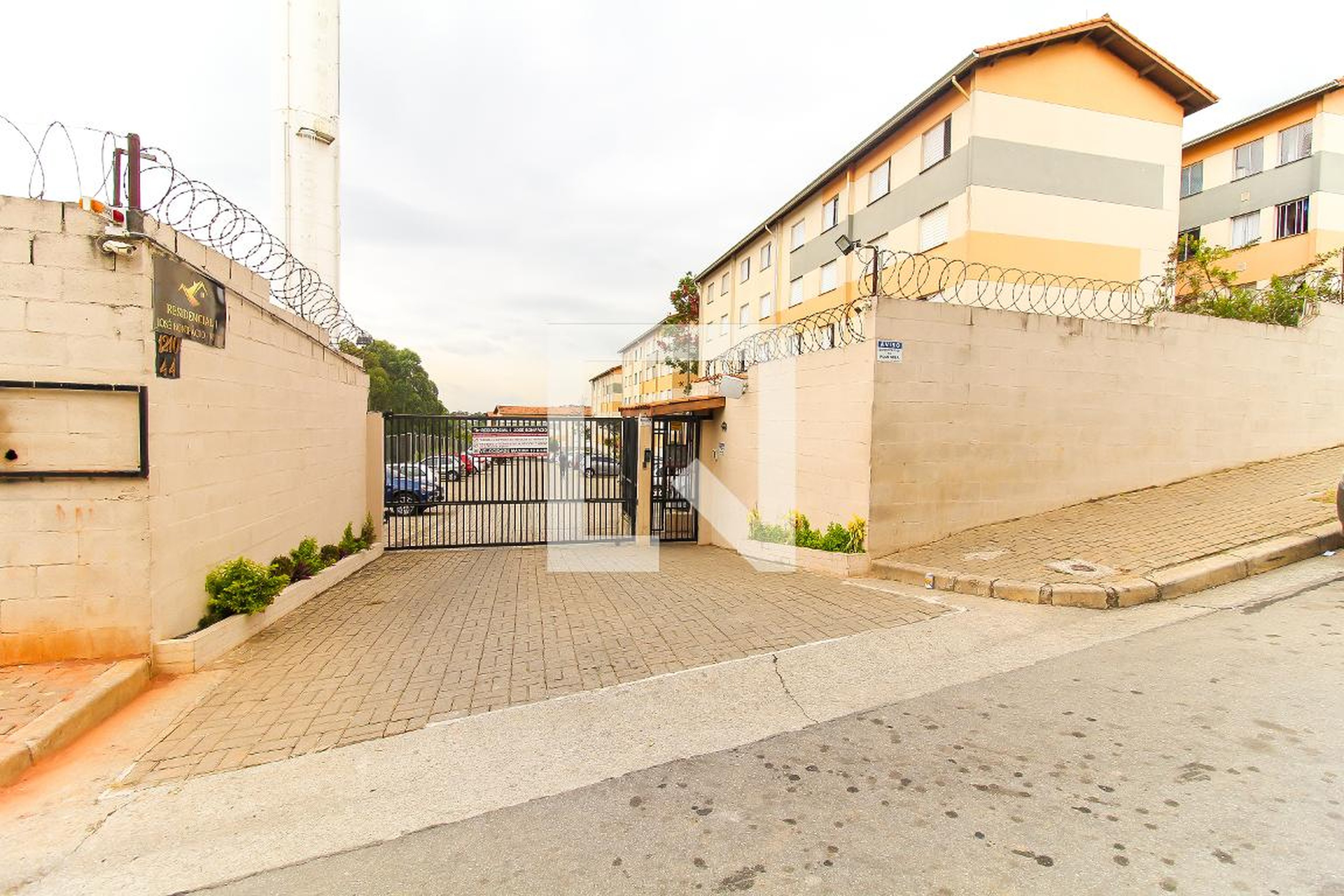 Fachada Condomínio em Rua Hirovo Kaminobo, 1210