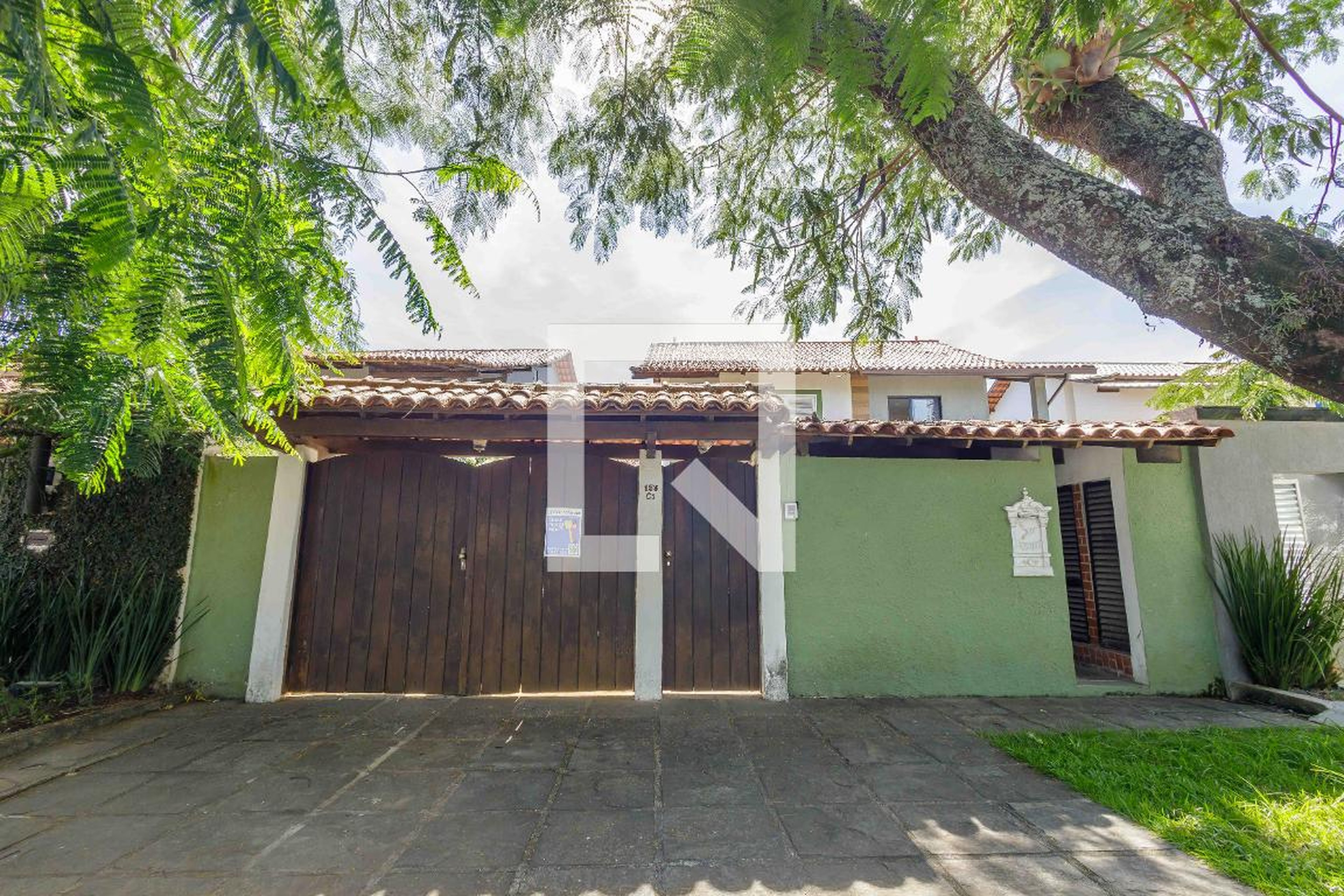 Fachada Condomínio em Rua Stanley Gomes, 153