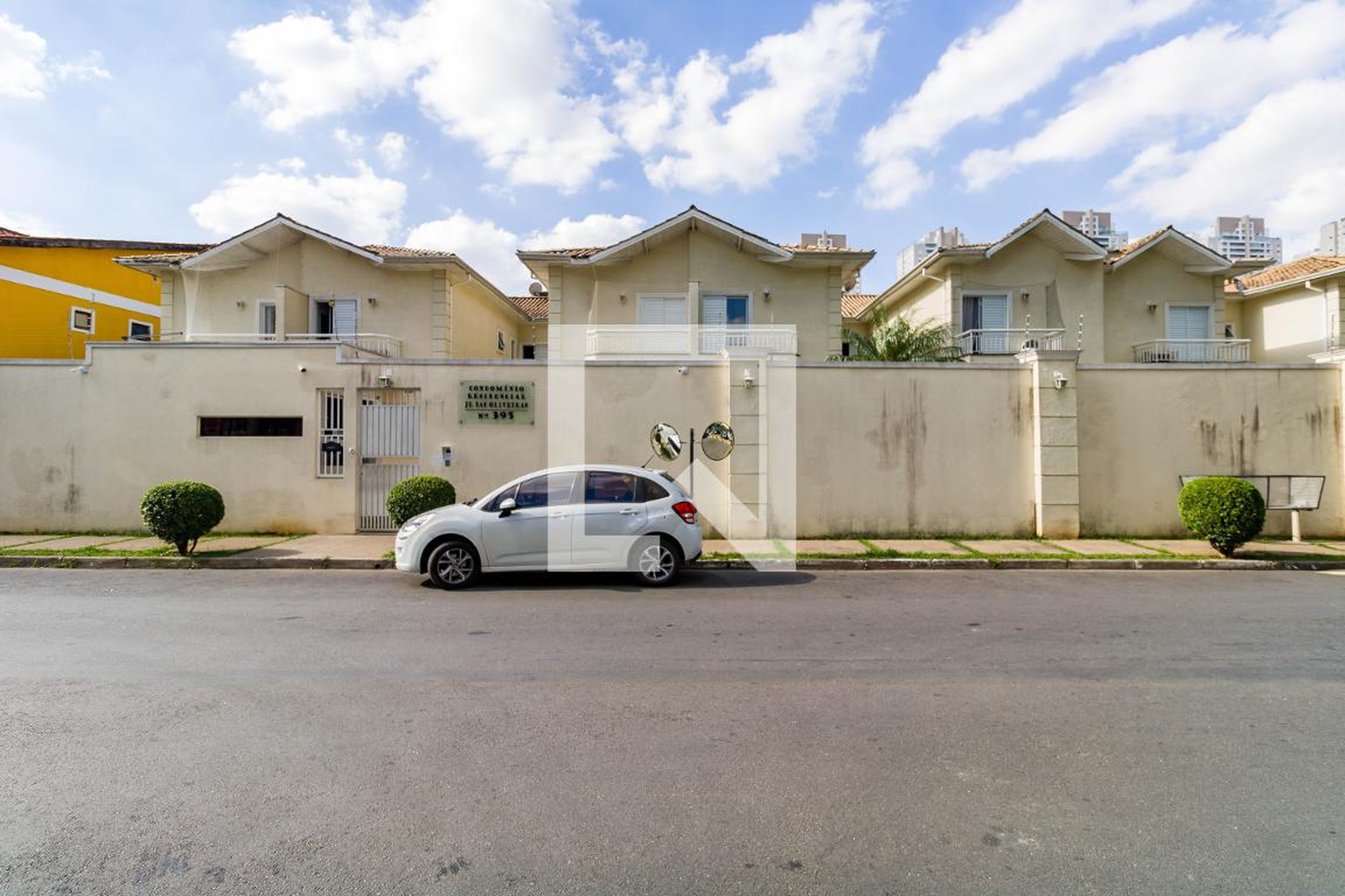 Fachada Residencial Jardim das Oliveiras